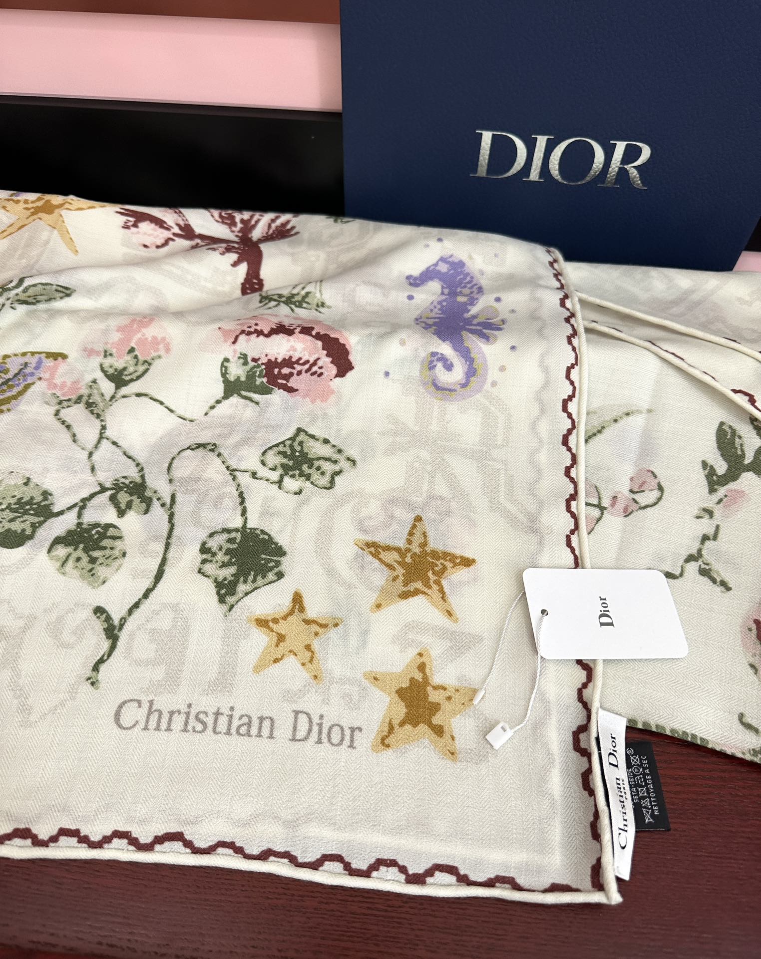 上新❤️迪奥 ZG同步2026【双面同色】经典优雅[礼物]~气质到骨子里[色]新一季的面料超高级，真心超