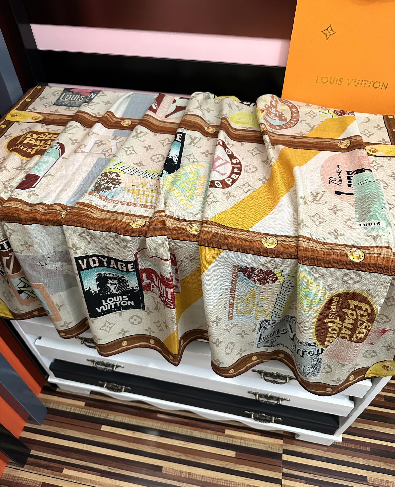 Unknown 新款LV 2026高品质 【双面同色】 优雅 ~气质到骨子里 新一季的面料超高级