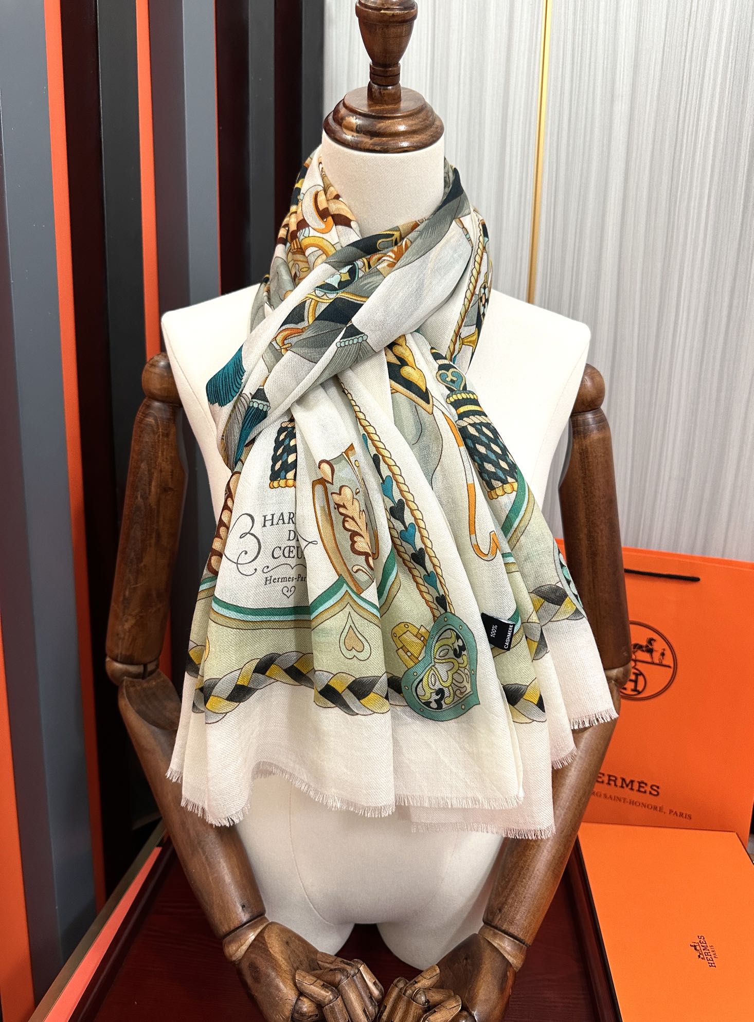 Hermès 新款羊绒 爱马仕2026 最新款 设计太美了