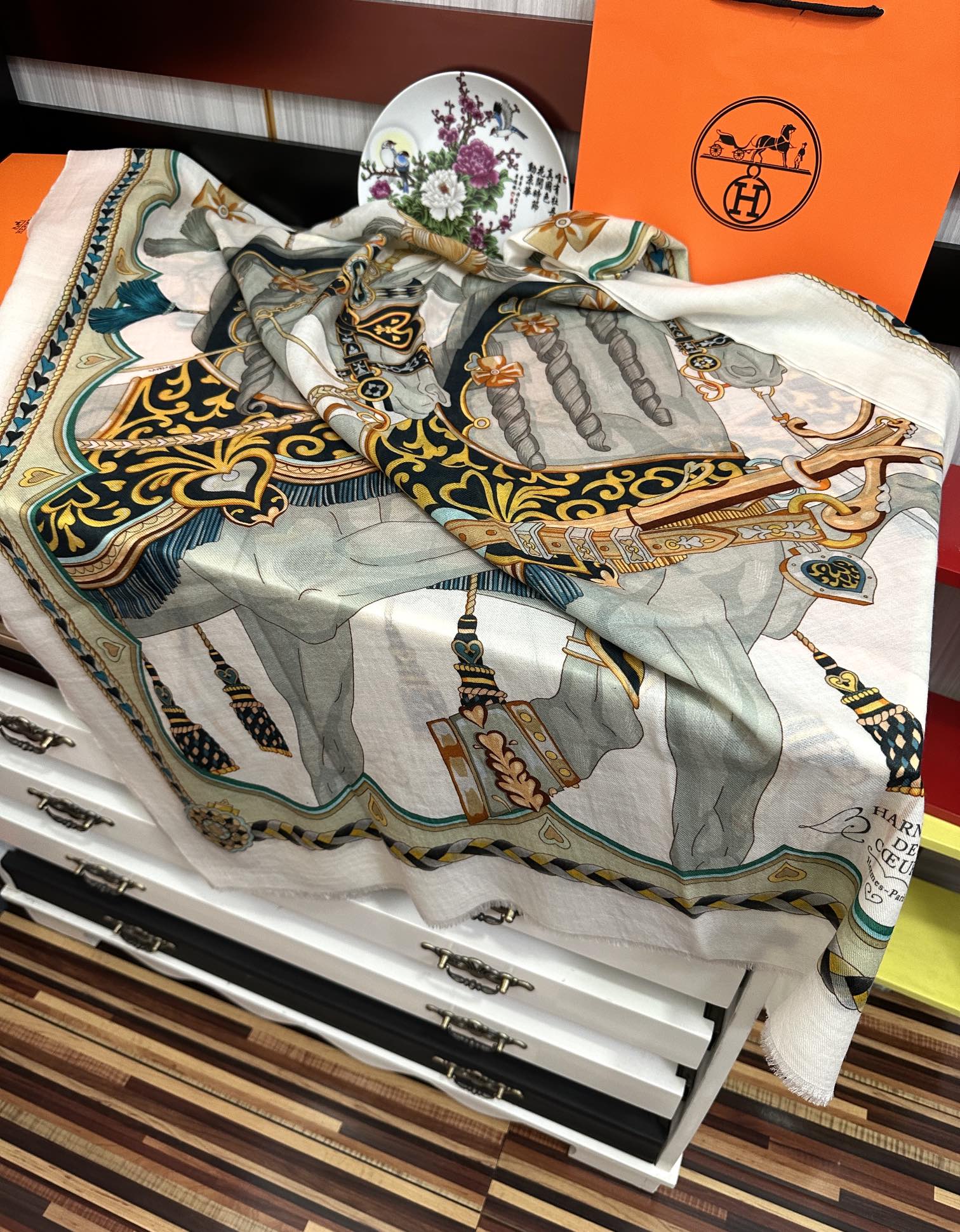 Hermès 新款羊绒 爱马仕2026 最新款 设计太美了
