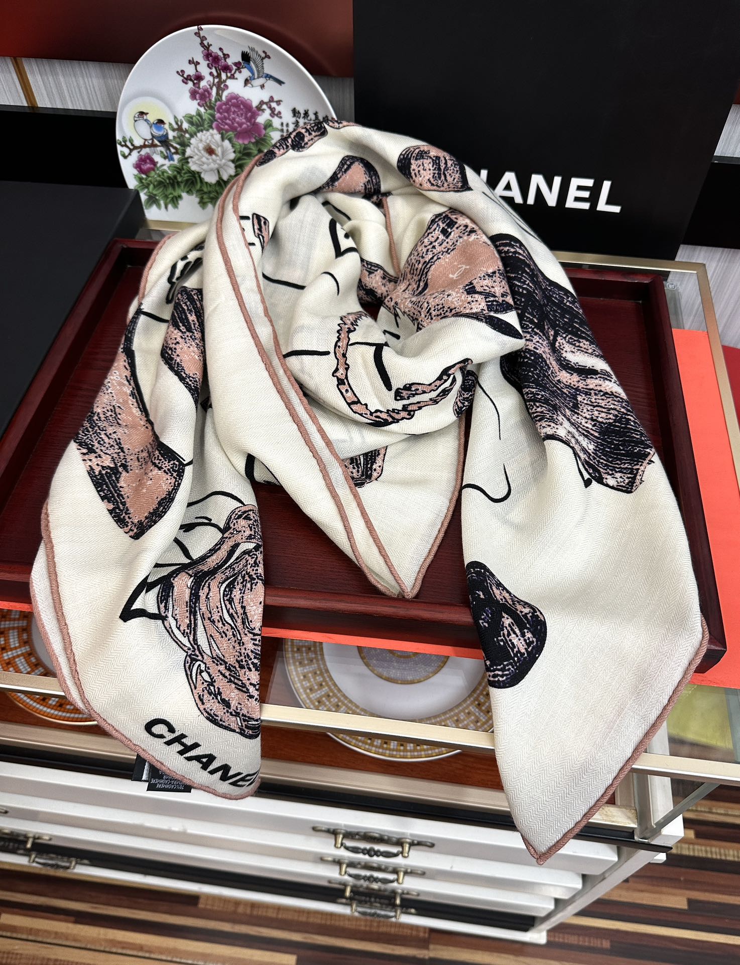 上新❤️2026 香奈儿 太美了 【双面同色】[發]经典茶花帽子🎩设计优雅风[礼物]~气质到骨子里[色]