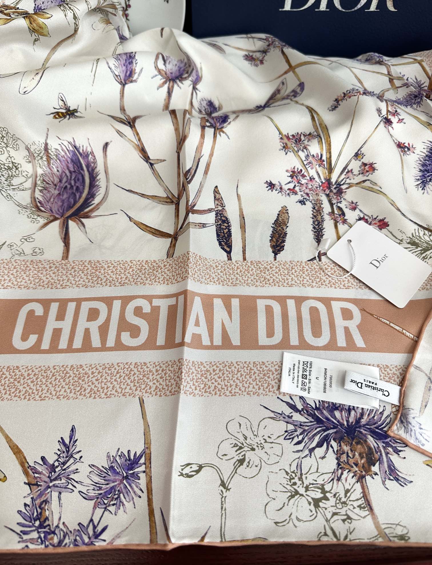 。高版本 迪奥 太美了 2026春夏季新款，太美了[玫瑰]买到都说好👍下手一定要快高端 大爱❤️女人尤物