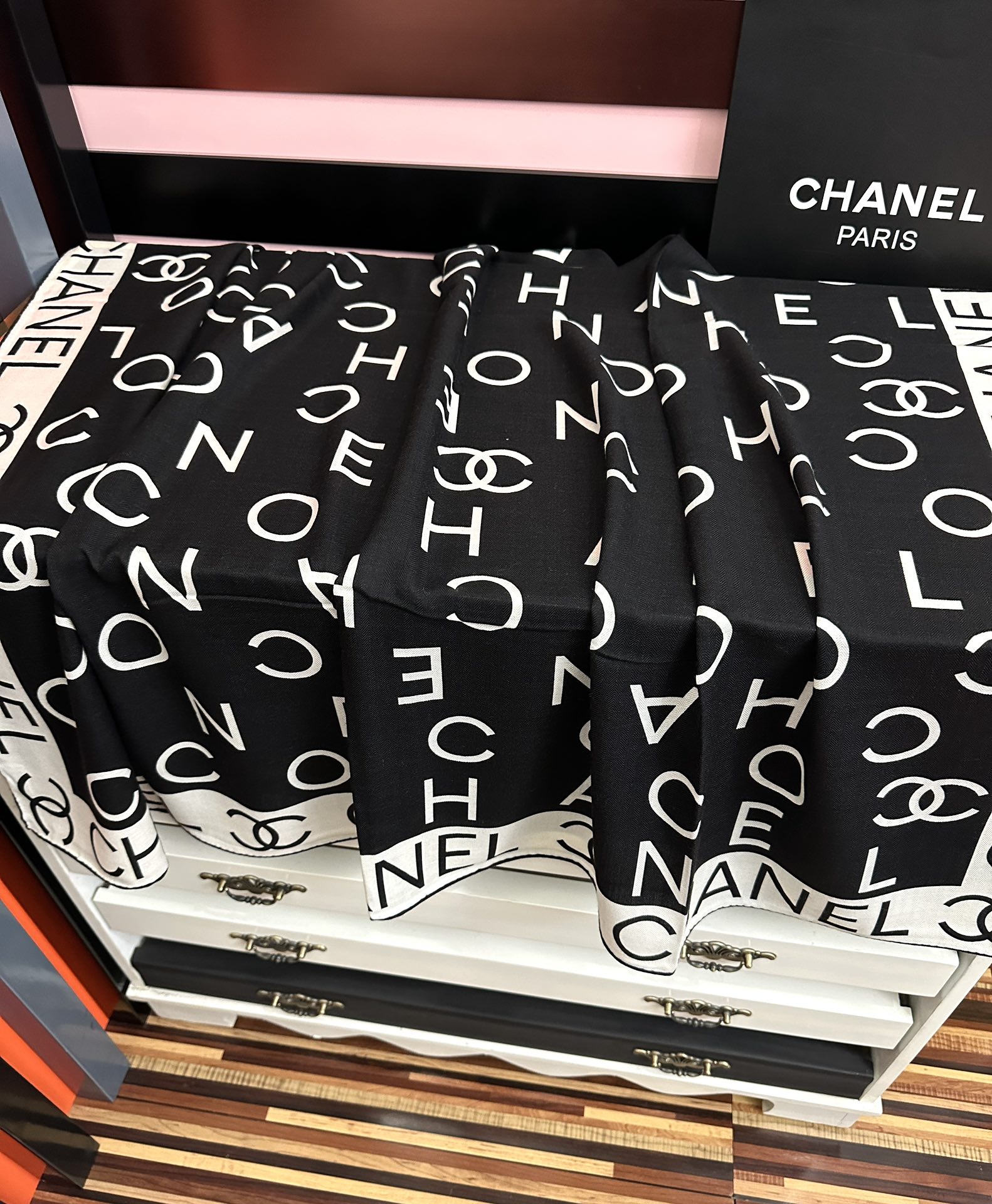 Chanel 香奈儿 【双面同色】2026太美了 真心 柔软