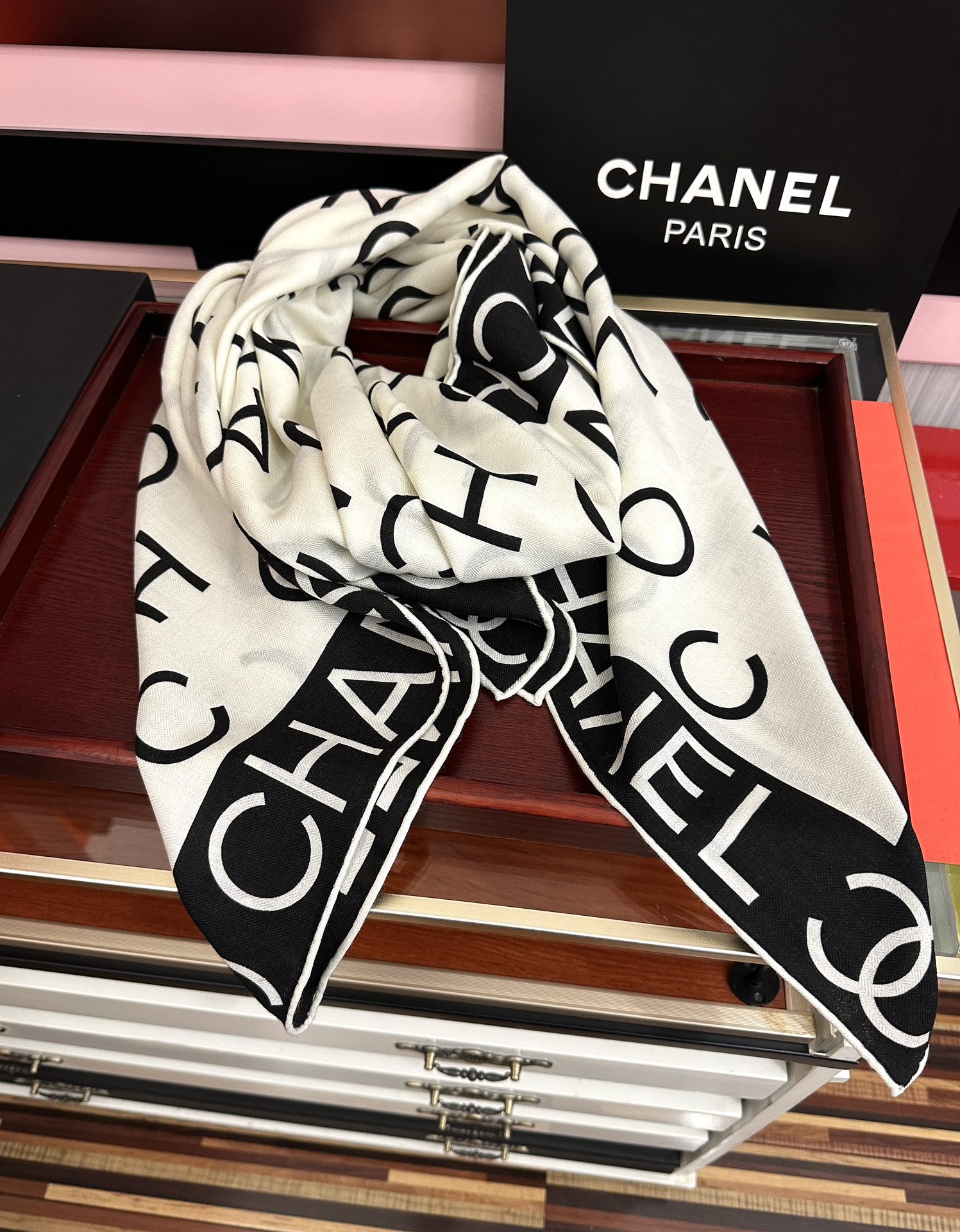 Chanel 香奈儿 【双面同色】2026太美了 真心 柔软