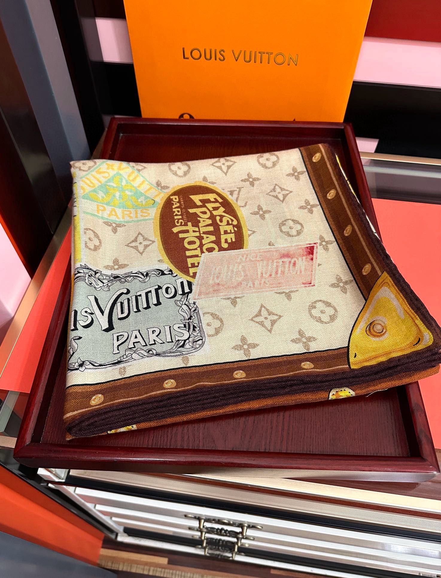 ❤️新款LV   2026高品质 官网同步【双面同色】经典优雅[礼物]~气质到骨子里[色]新一季的面料超