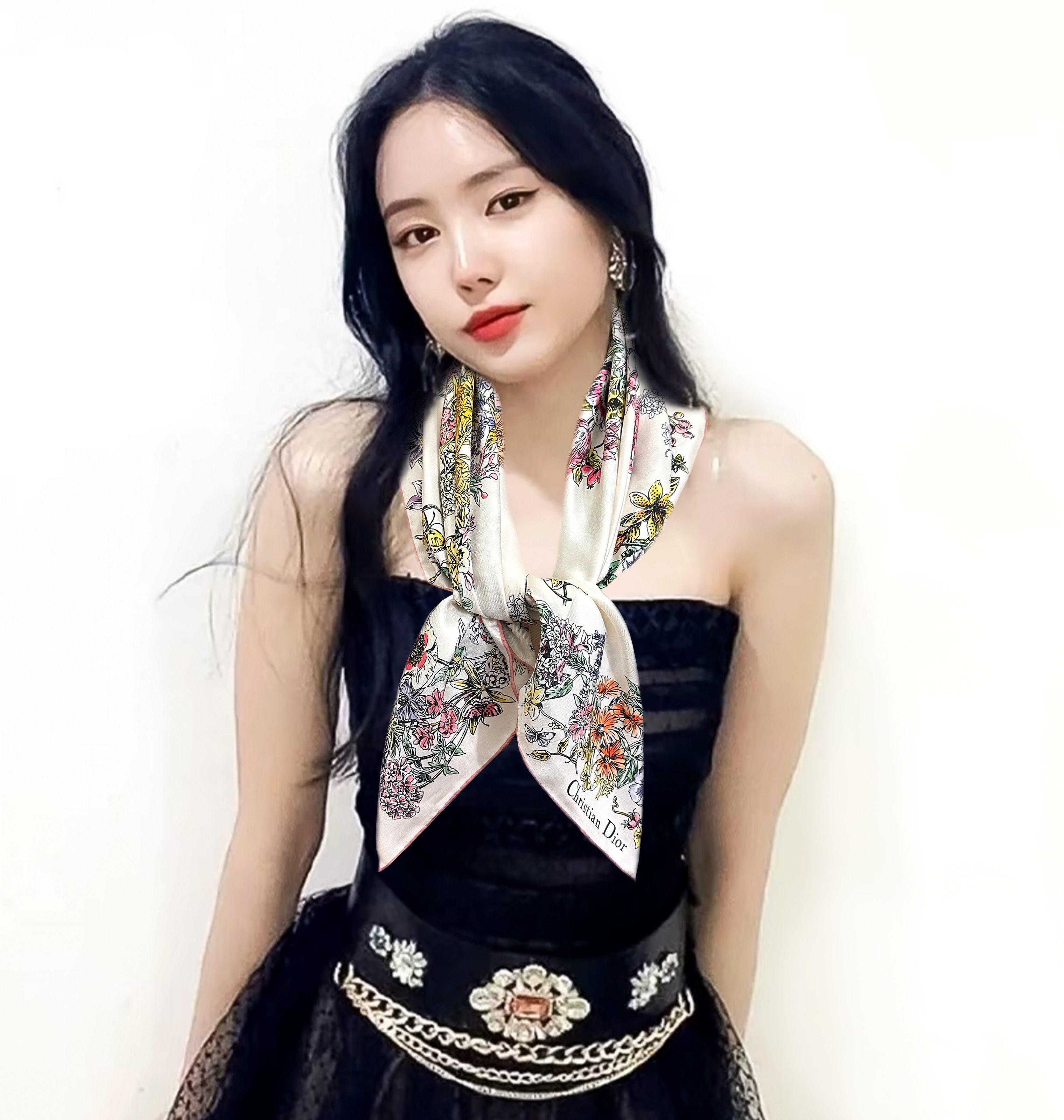 NO:946144,New Dior 2026 spring and summer new style, so beautiful [Rose] When you buy it, you must buy it quickly and high-end. I love women and stunners. The stock is very small. It can be used in all seasons. It is really beautiful and makes people very, very excited. The upper body effect is simply beautiful. The quality is perfect. The whole scarf gives people aura and is very delicate and beautiful at the same time. It is definitely a new style worth buying.  Once you get the real thing, you will be glad that you bought the right one. The material is silk, the size is 90x90, 2 colors high version scarf, high version scarf, dior, real silk19860909新款 迪奥 2026春夏季新款,太美了[玫瑰]买到都说好下手一定要快高端 大爱女人尤物 货极少 四季都可以用真心美的让人非常非常心动 上身效果简直美翻了 品质非常完美整个围巾给人气场的同时又非常精致秀丽绝对值得入手的新款 实物一拿到就会庆幸自己是买对了,材质真丝,尺寸90x90、2色高版本围巾,高版本围巾,dior,real silk,scarf