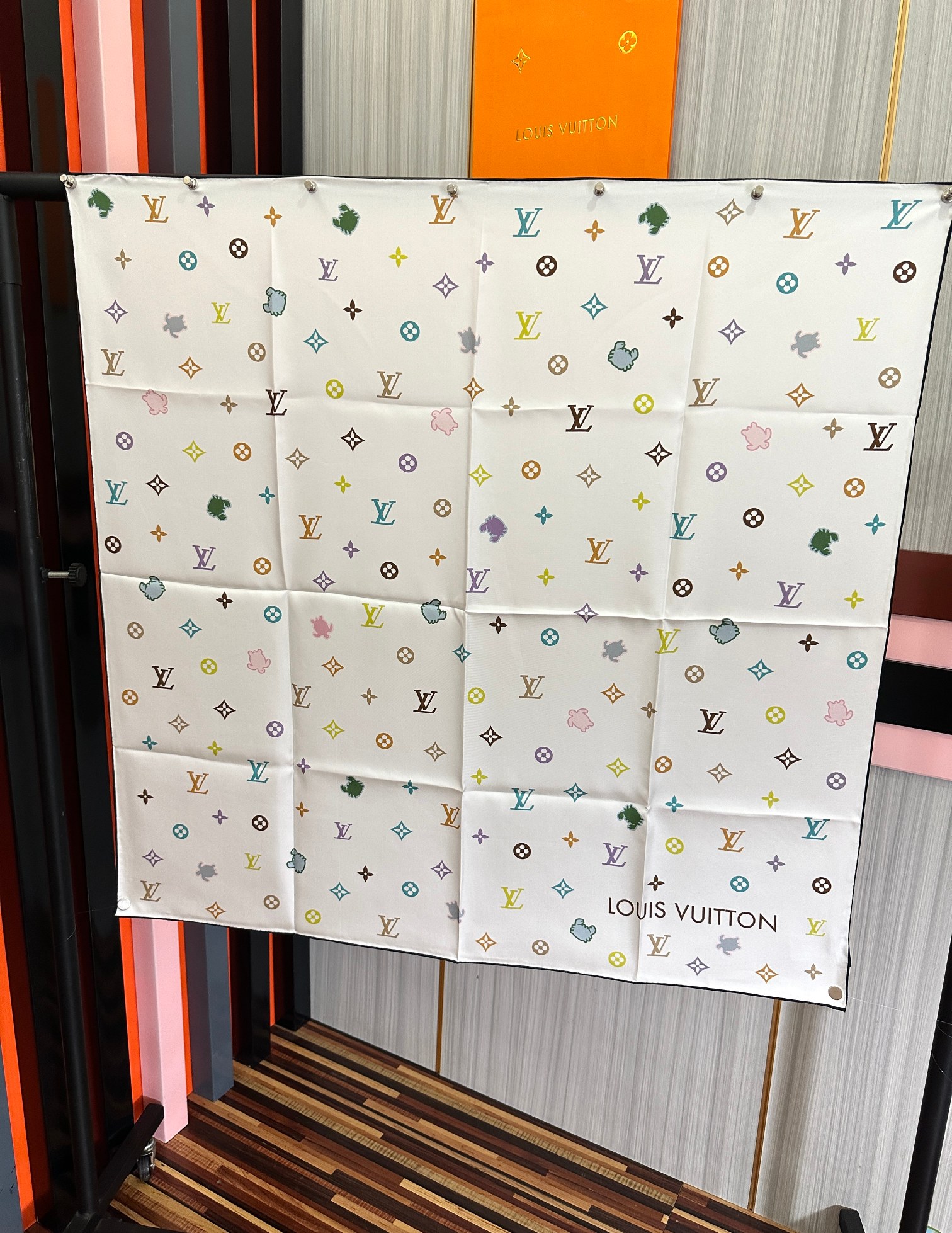 高版本LVZG同步【双面同色】[庆祝]“L家”90经典色彩向原创设计致敬[太阳]作品未经重新诠释或设计[嘴唇]以简单而忠