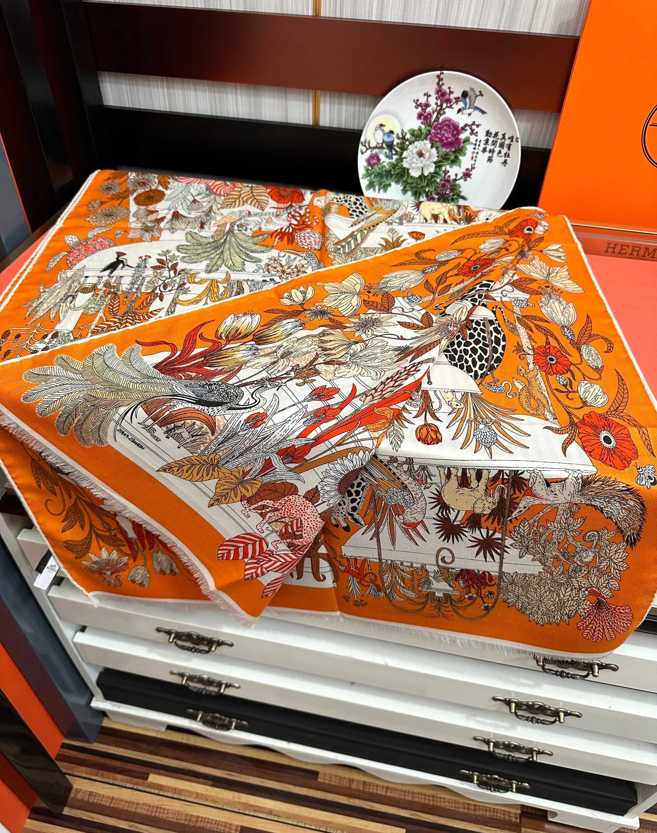 🆕 🔥新款 2026爱马士【双面同色印花】[吃瓜]下手一定要快[嘴唇]四季都可以用[勾引]真心美的让人非常非上身效果简直