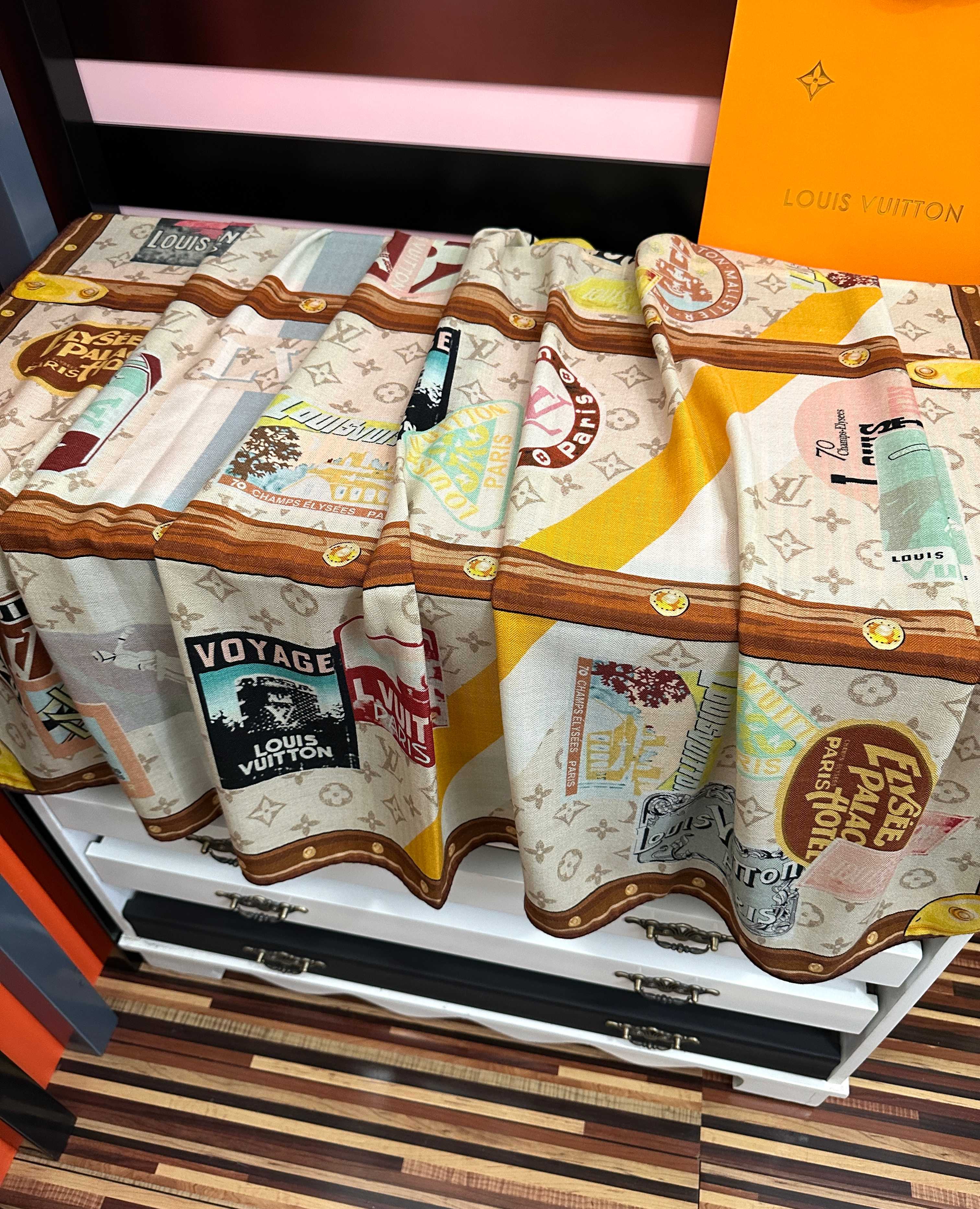 ❤️新款LV   2026高品质 官网同步【双面同色】经典优雅[礼物]~气质到骨子里[色]新一季的面料超高级，真心超级柔