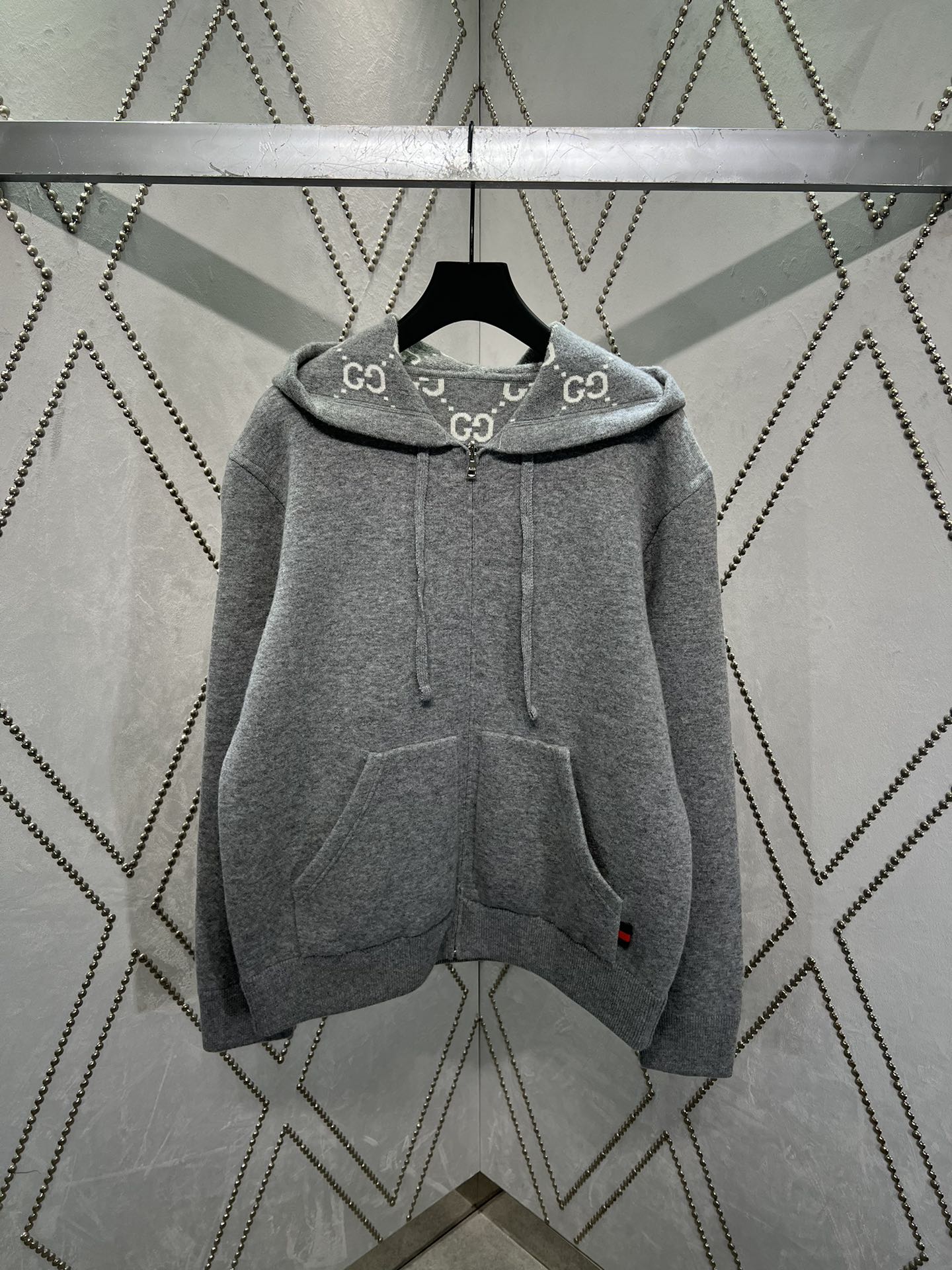 Chaqueta con cremallera de doble cara G家 24ss nueva temporada, un lado confeccionada artesanalmente en lana gris y el o…