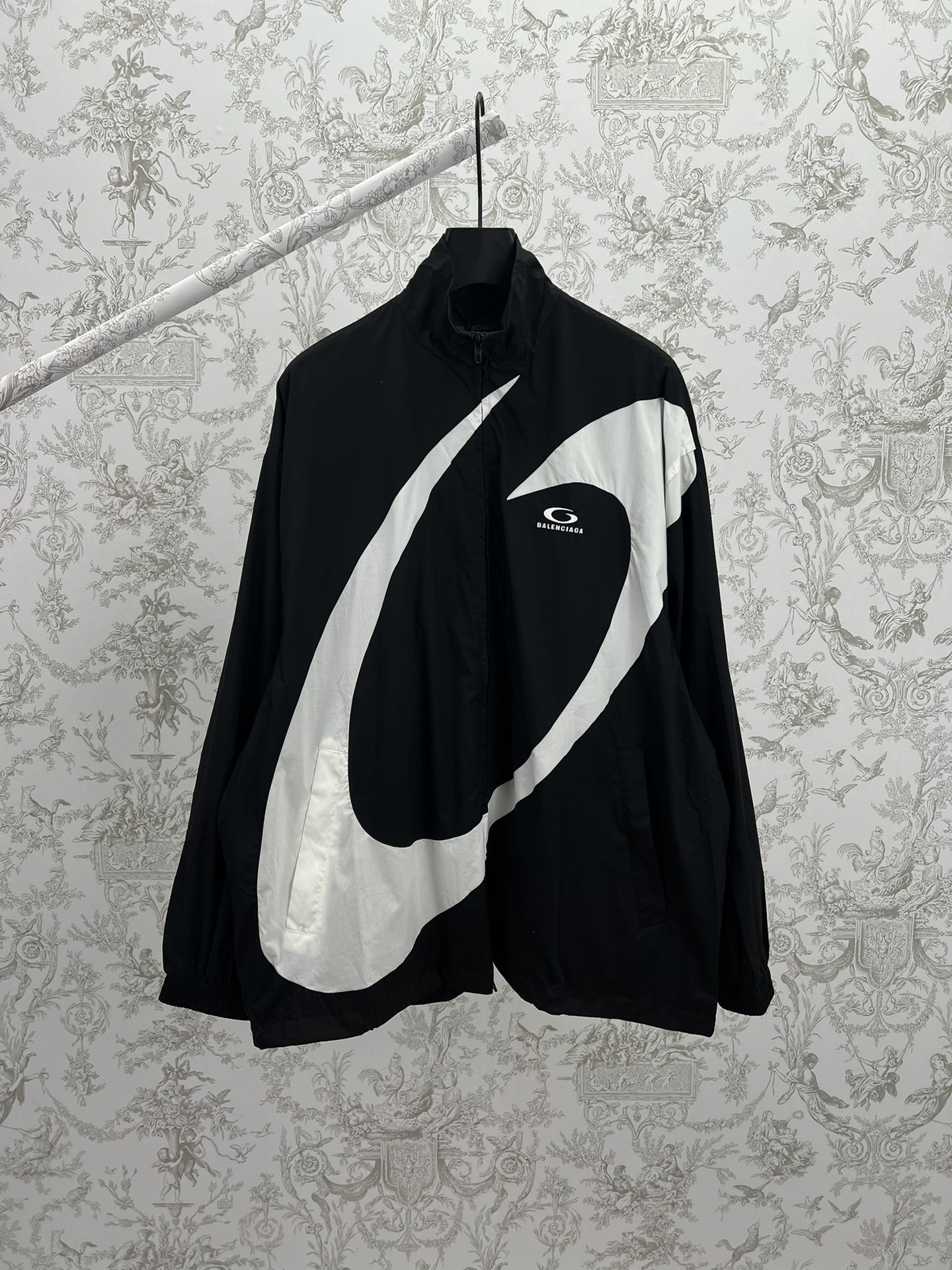 NO:530406,Paris 25ss new pure cotton trunk neck long sleeve jacket loose fit men's black size XS.S.M.L.,,jackets & coats,jackets & coats,alexander wang19860909巴黎25ss新款纯棉高领长袖夹克外套 宽松版型 男款 黑色 码数XS.S.M.L.,,jackets & coats,jackets & coats,alexander wang,Men's clothing