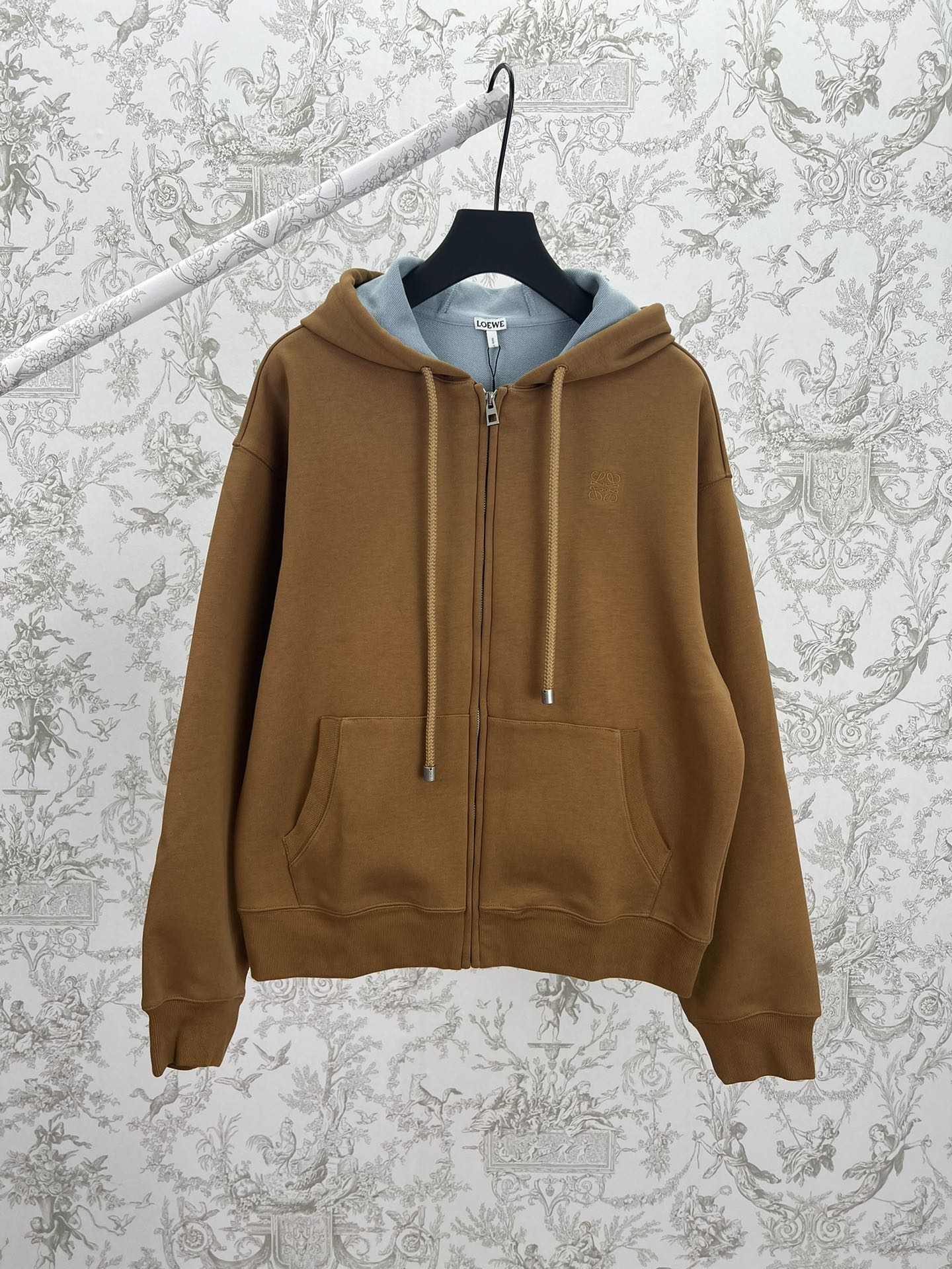 🅿️255 Loewe 25ss Sudadera con capucha, cordón y cremallera, con bordado de letras, manga larga, para hombre. Tallas: S…
