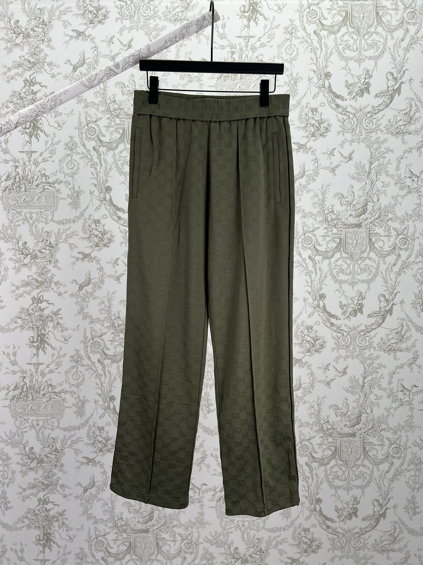 G 25ss nuevos pantalones de punto jacquard GG, de la colección de principios de otoño 2025, con tonos sobrios de negro,…