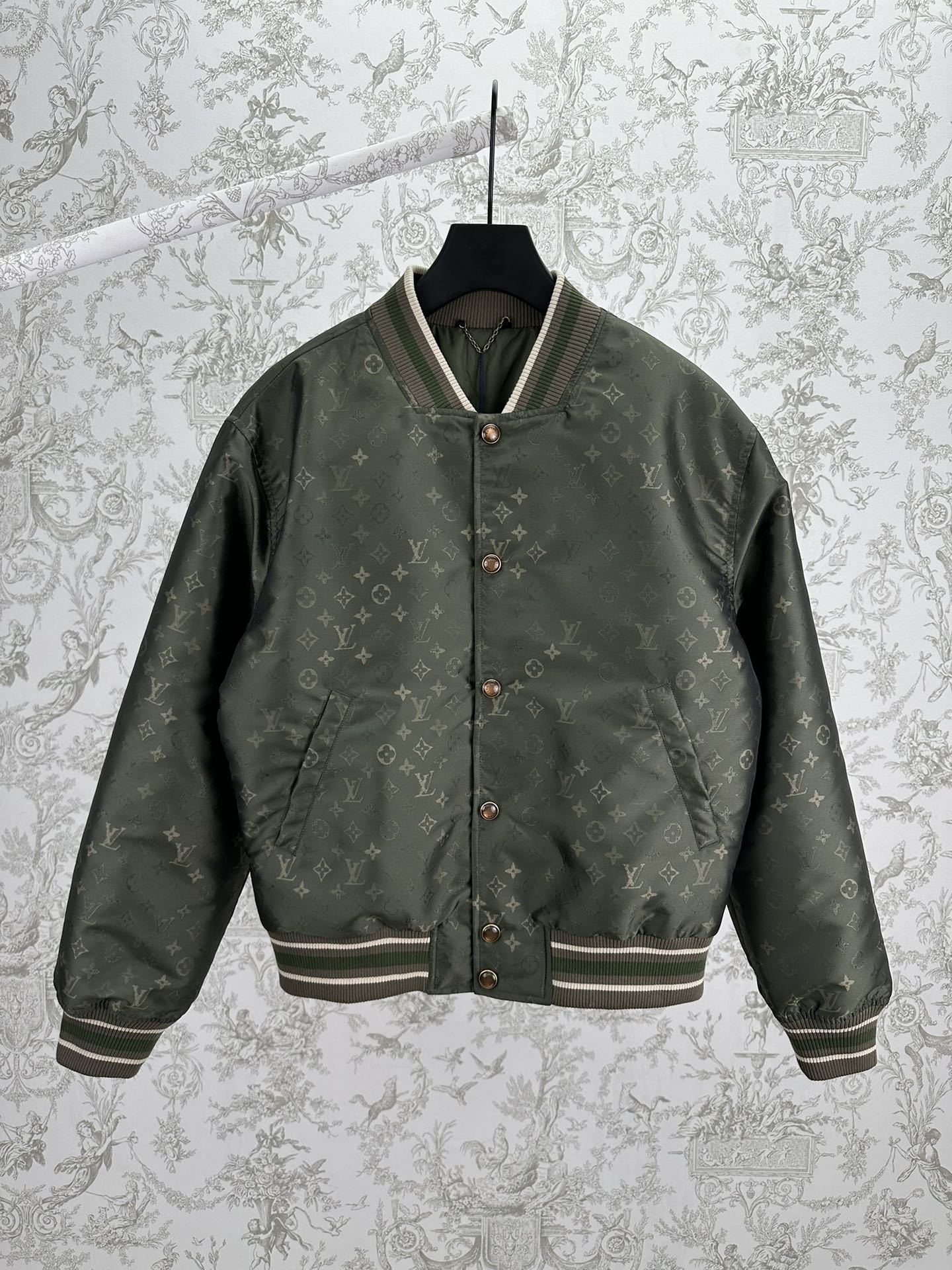 _dwV9sTKuZje44sE2O9X9Jj7tltZSo1oDTc5d1aw