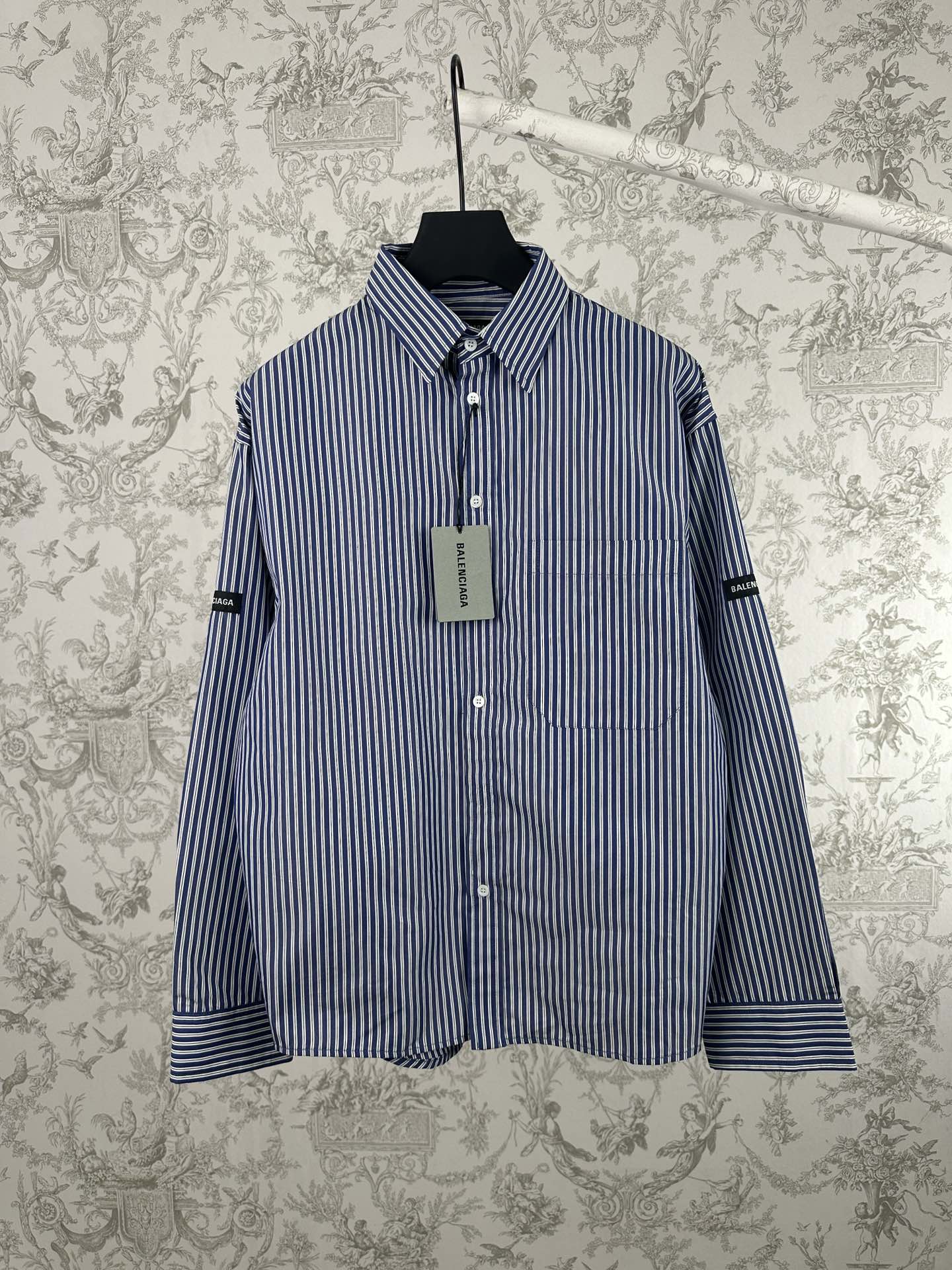 Balenciaga 巴黎世家 26SS春夏新款长袖翻领衬衣