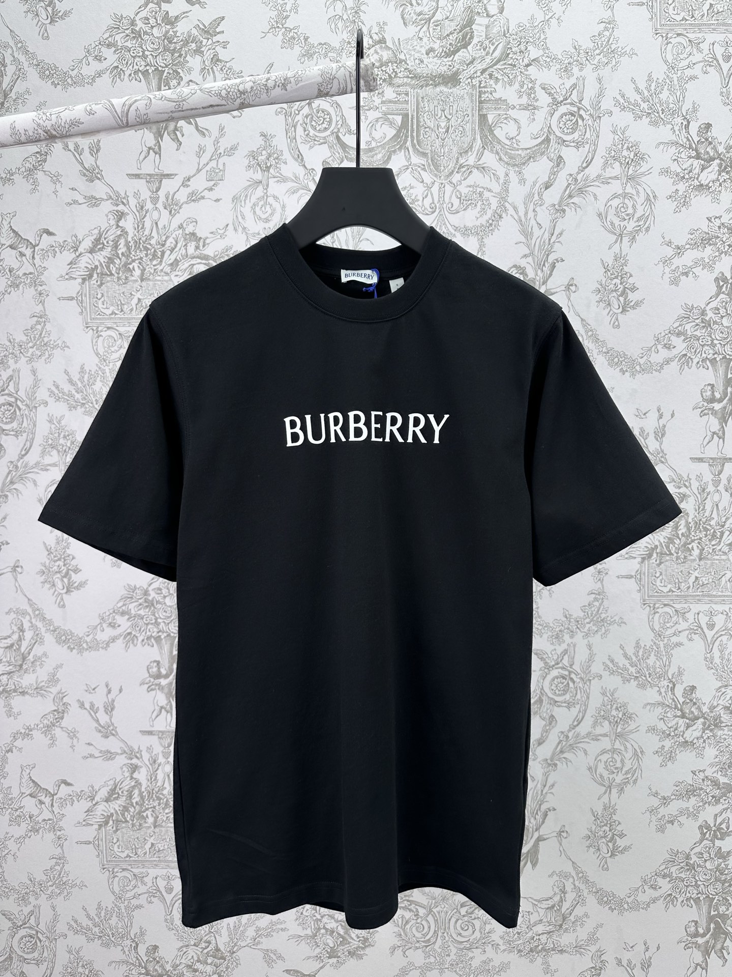 Burberry 巴宝莉 26新款T 恤衫 选用轻盈平织棉面料打造