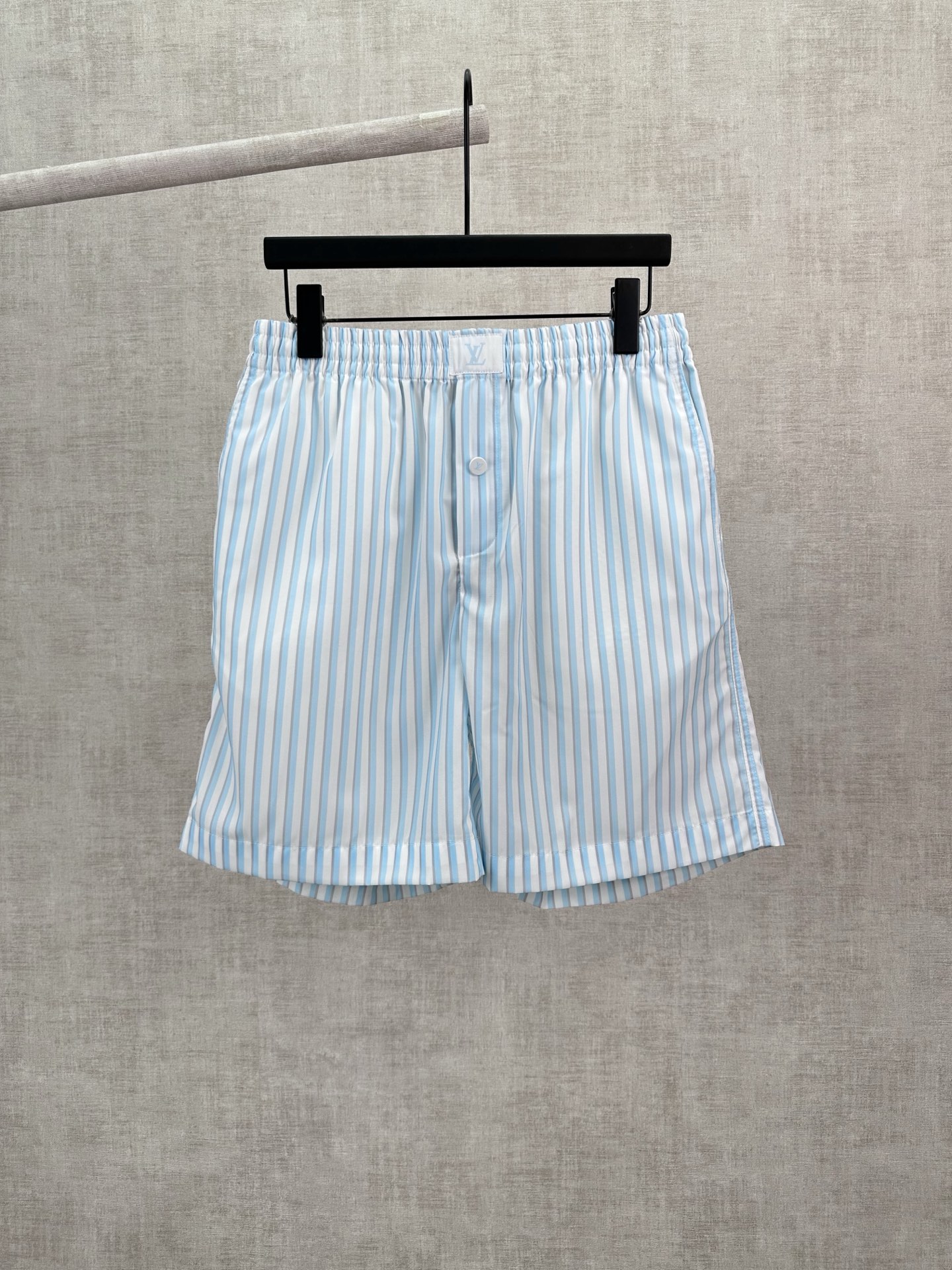 P155 Casa de burros 26ss nuevo estilo pantalones cortos a rayas con cordón en la cintura, botones con letras, versión a…