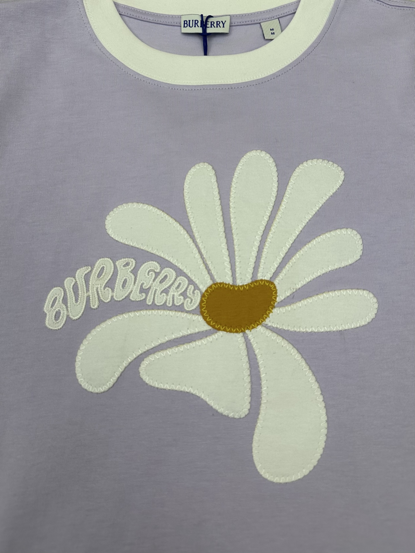 Burberry 巴宝莉 26ss 新款T恤衫 选用轻盈平织棉面料打造