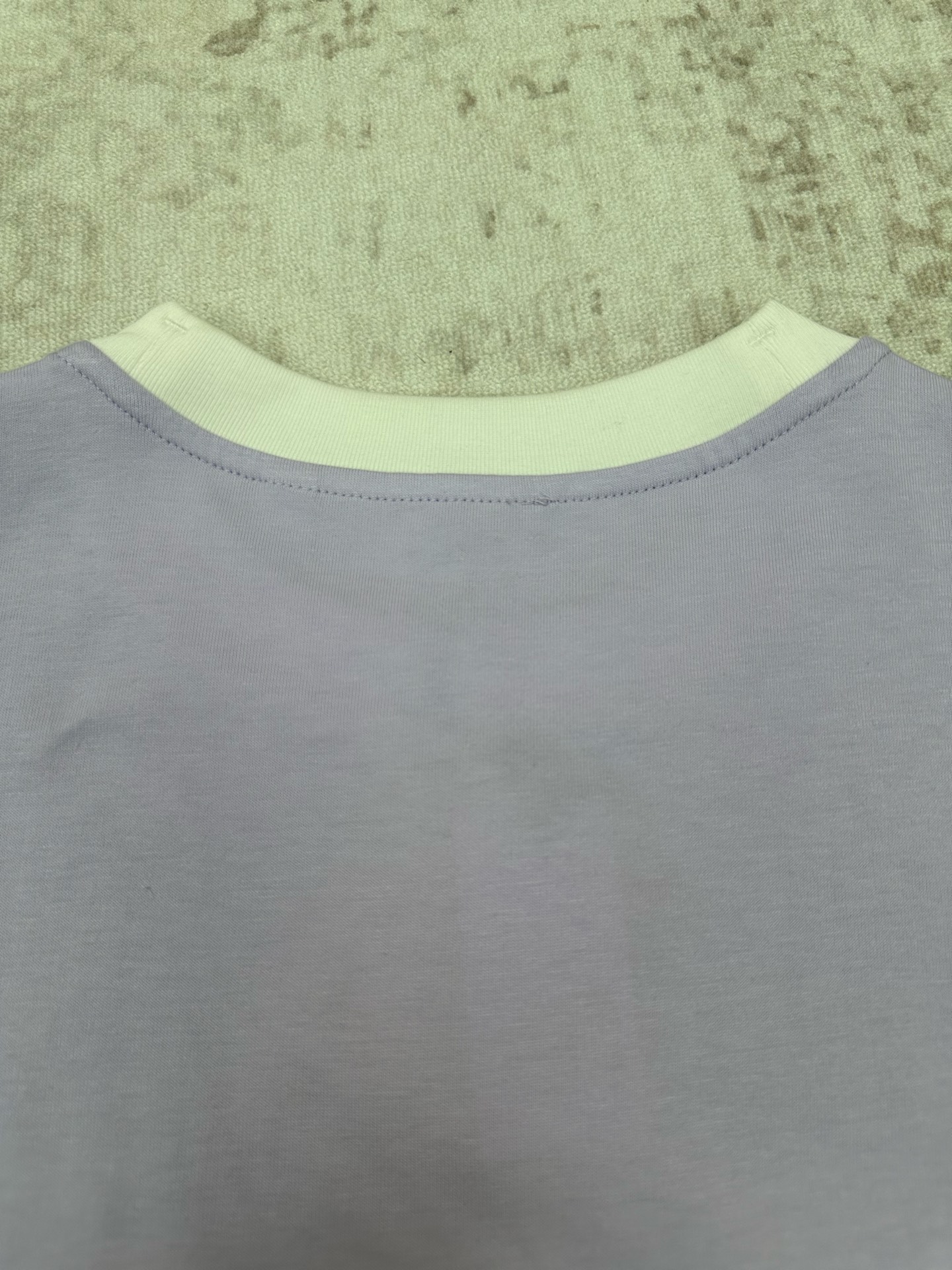Burberry 巴宝莉 26ss 新款T恤衫 选用轻盈平织棉面料打造
