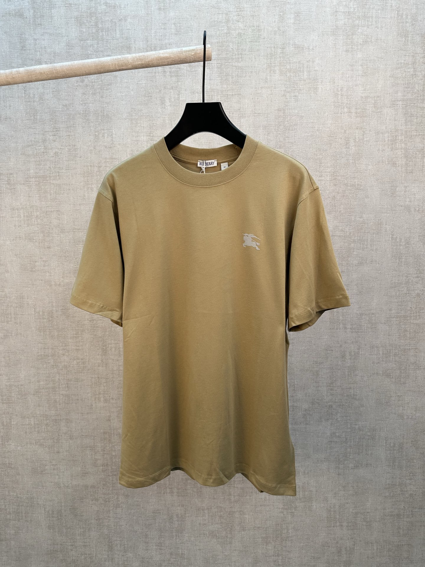 Burberry 巴宝莉 26ss 新款T 恤衫