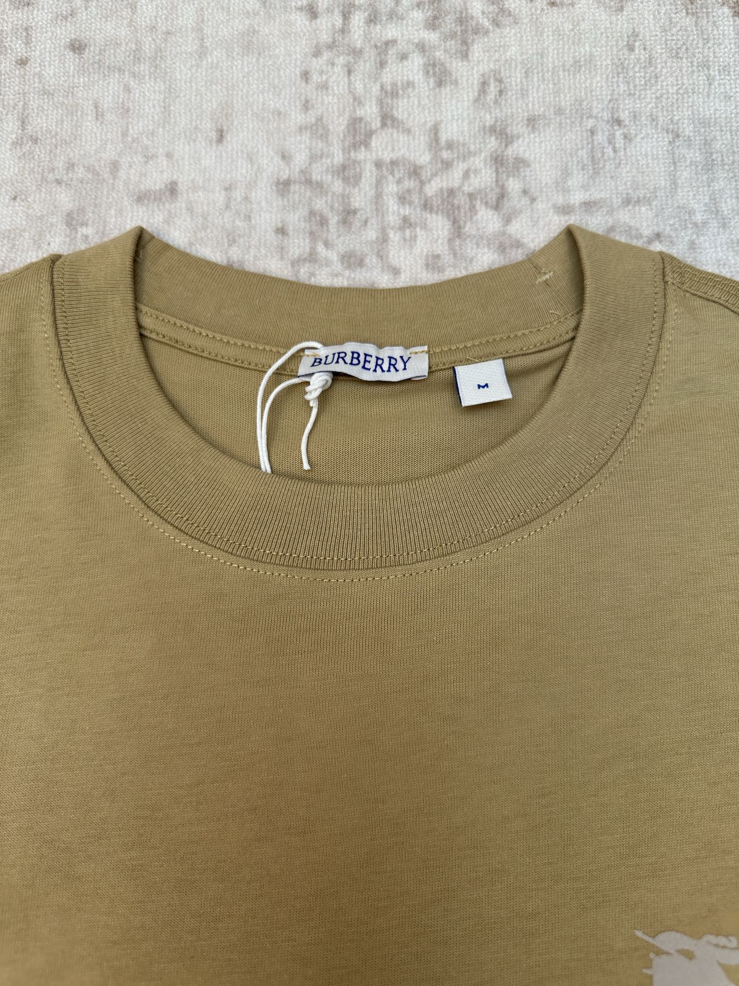 Burberry 巴宝莉 26ss 新款T 恤衫