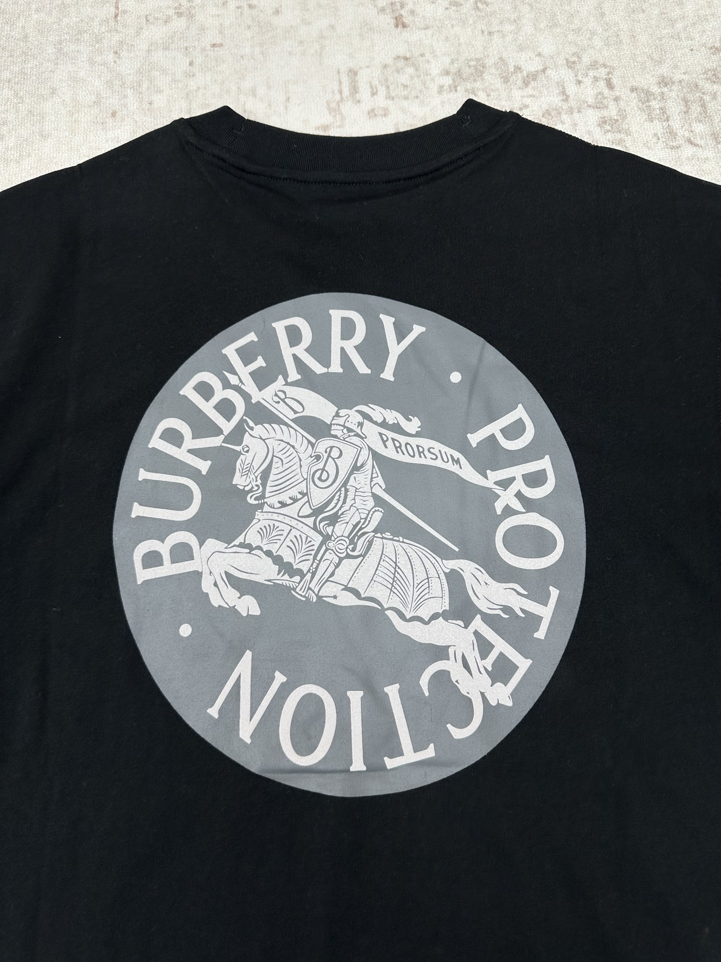 Burberry 巴宝莉 26ss 新款T 恤衫