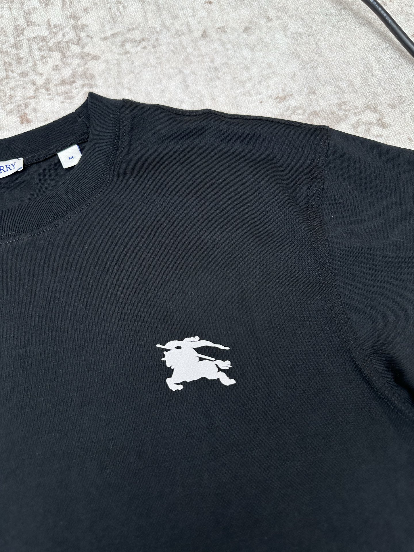 Burberry 巴宝莉 26ss 新款T 恤衫