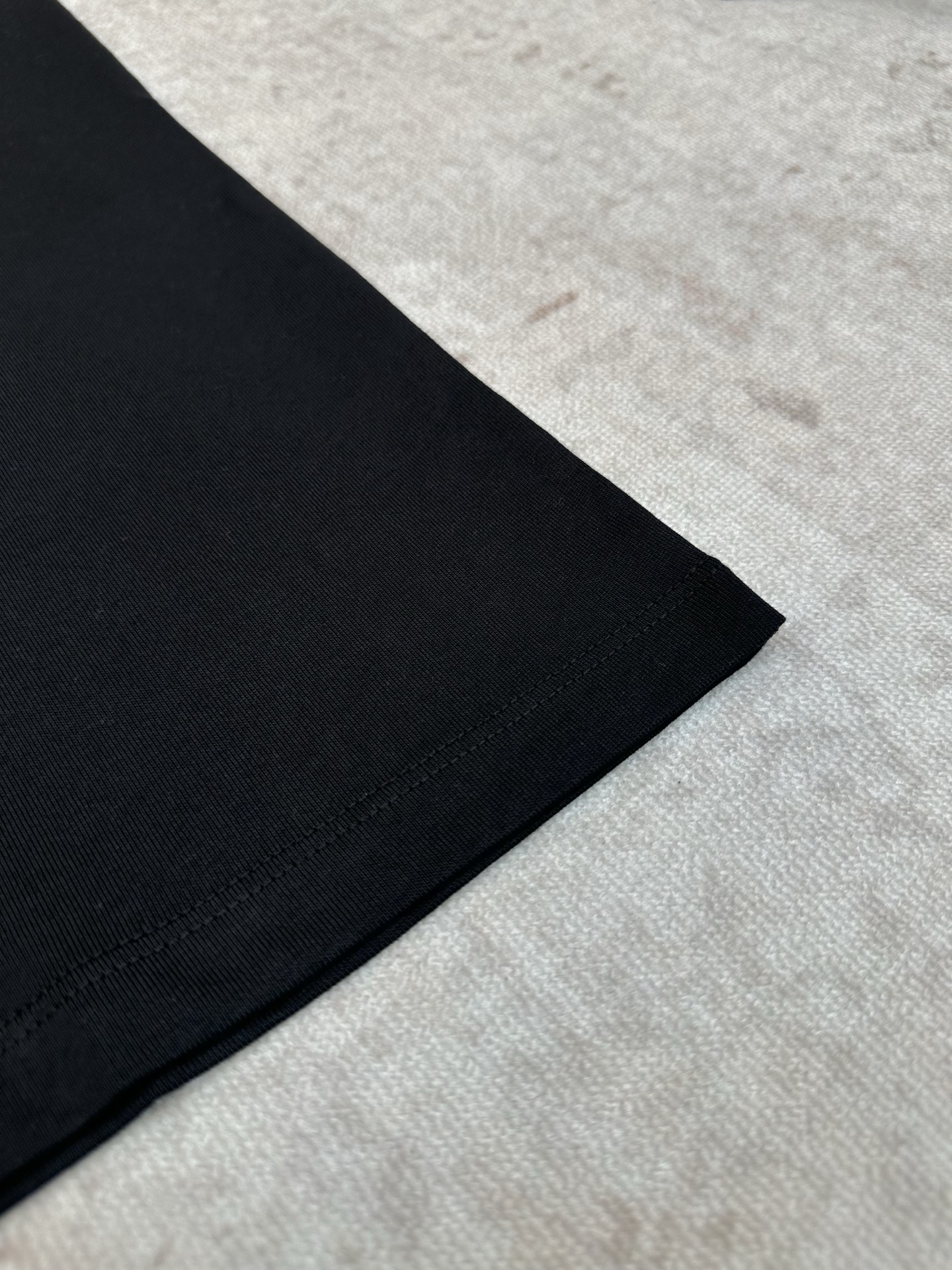 Dior 迪奥 26ss 新款 T 恤饰以 Dior Archives Labels 标志