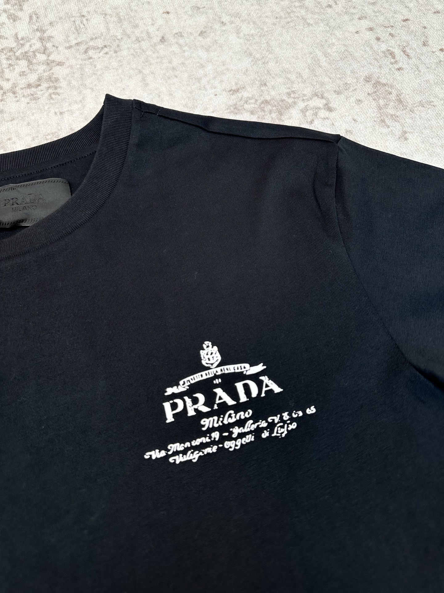 Dior 迪奥 26ss 新款 T 恤饰以 Dior Archives Labels 标志