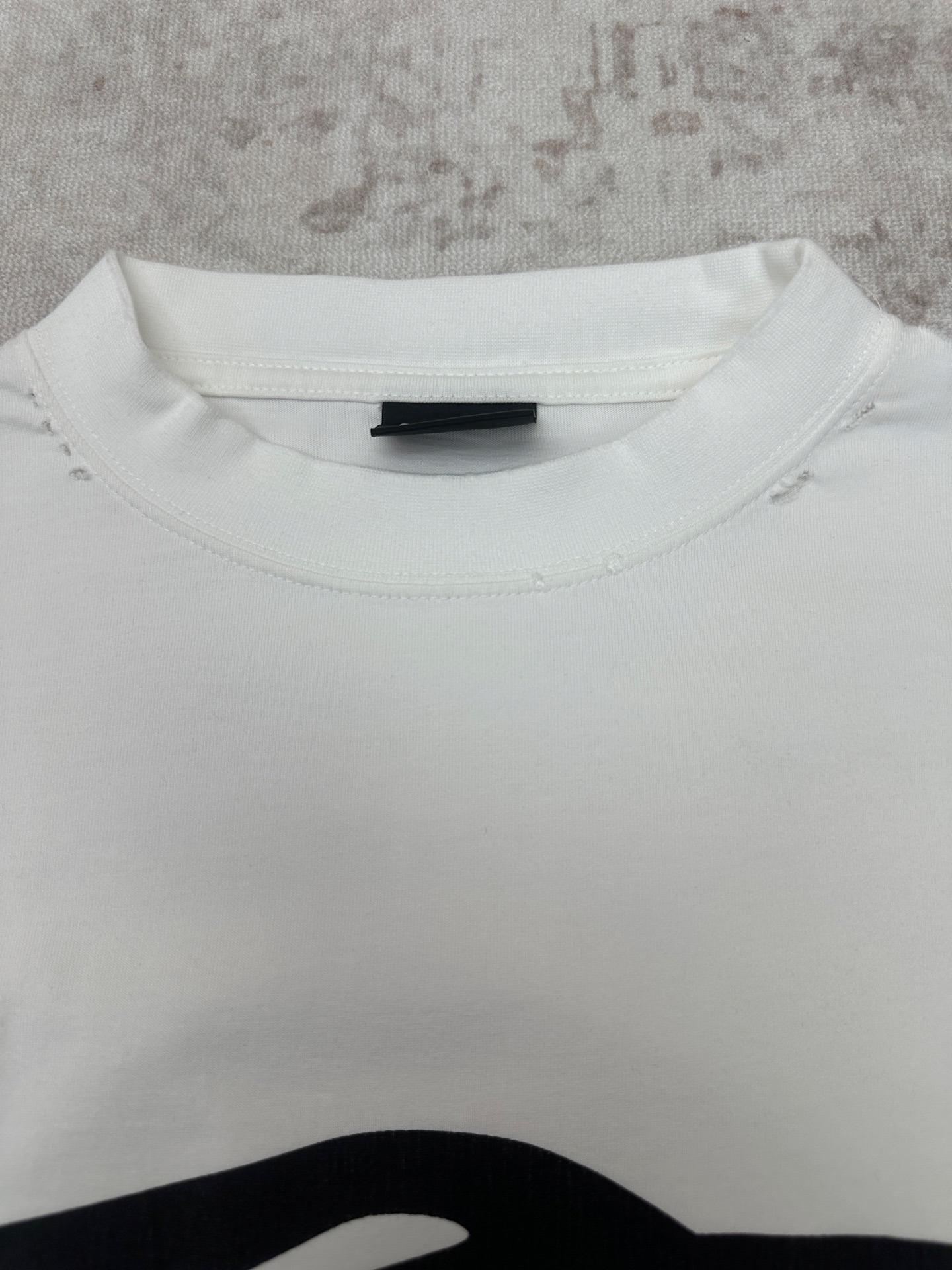 Balenciaga 巴黎世家 SS26 Logo印花圆领短袖 T恤 宽松版型 男款