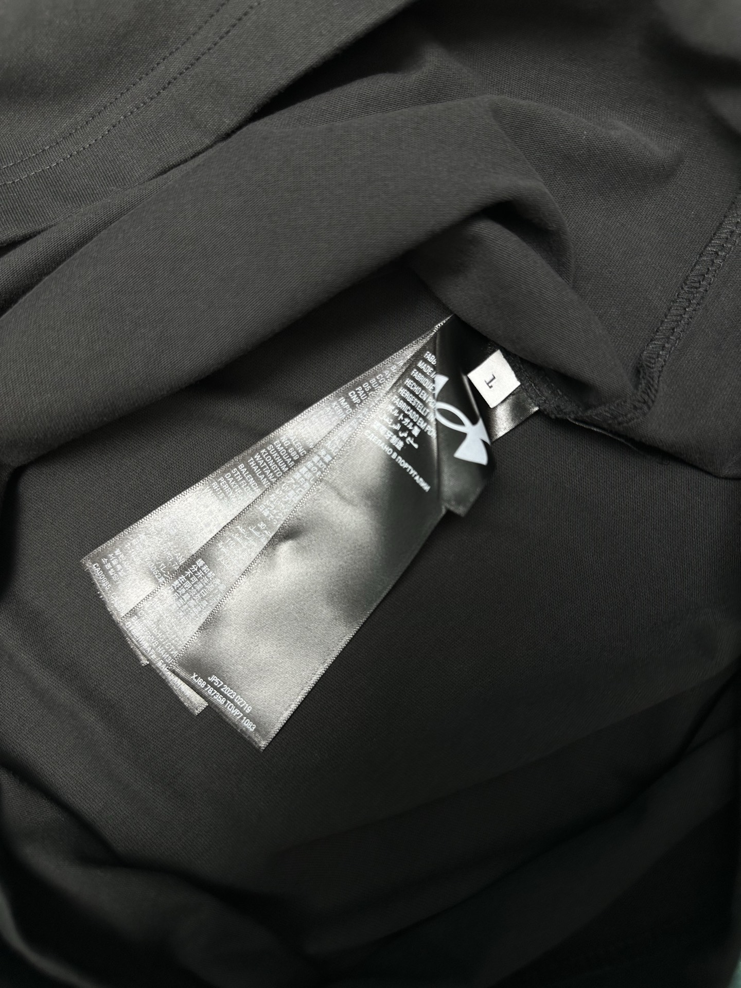 Balenciaga 巴黎世家 26ss新款 字母Logo印花圆领套头短袖 T恤 宽松版型 黑色