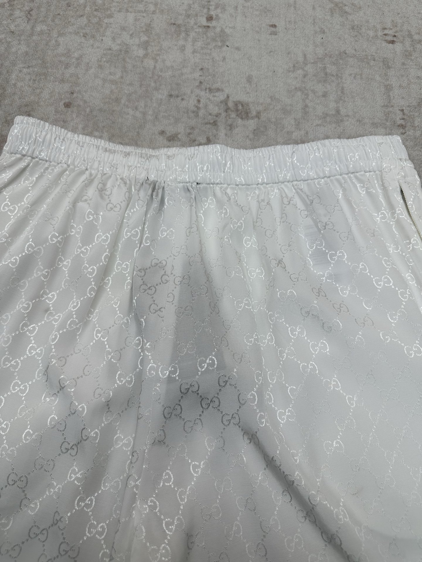 Gucci G家 26ss新款 Generation Gucci 探索品牌档案代码 将不同世代的设计融合于一体