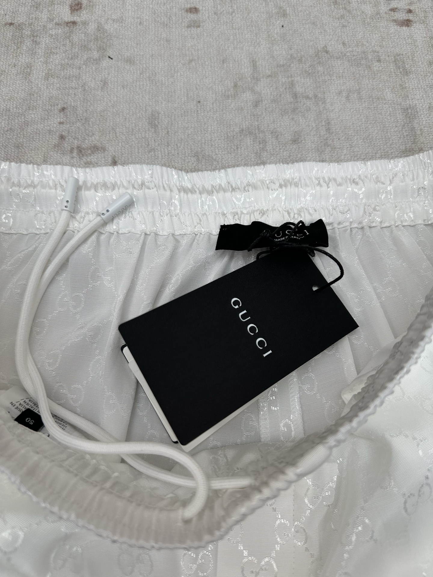 Gucci G家 26ss新款 Generation Gucci 探索品牌档案代码 将不同世代的设计融合于一体
