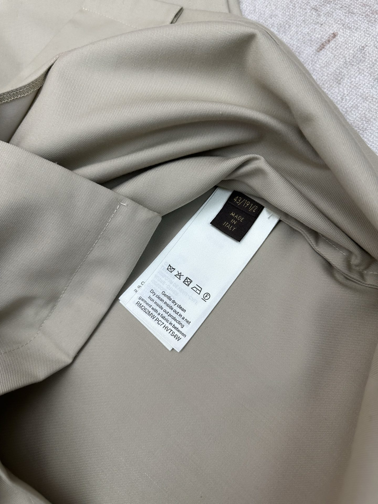Louis Vuitton 驴家 LOUIS VUITTON