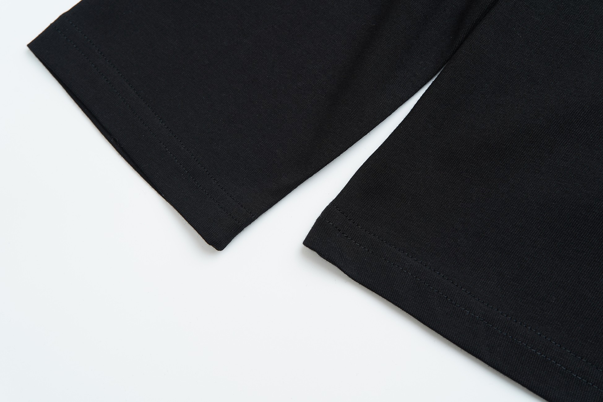 Balenciaga/巴黎世家滑雪系列3M刺绣联名长袖卫衣 黑色