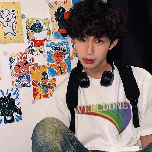 WE11DONE Rainbow Print Cotton T-Shirt | Short Sleeve, Crew Neck, Casual Style 1 WE11DONE Rainbow Print Cotton T-Shirt | Short Sleeve, Crew Neck, Casual Style
