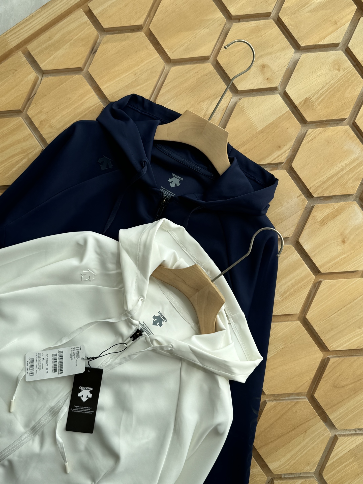 Disan Women’s Sports Coat: Customized Knitted Coats for Warmth and Style - 图片 2