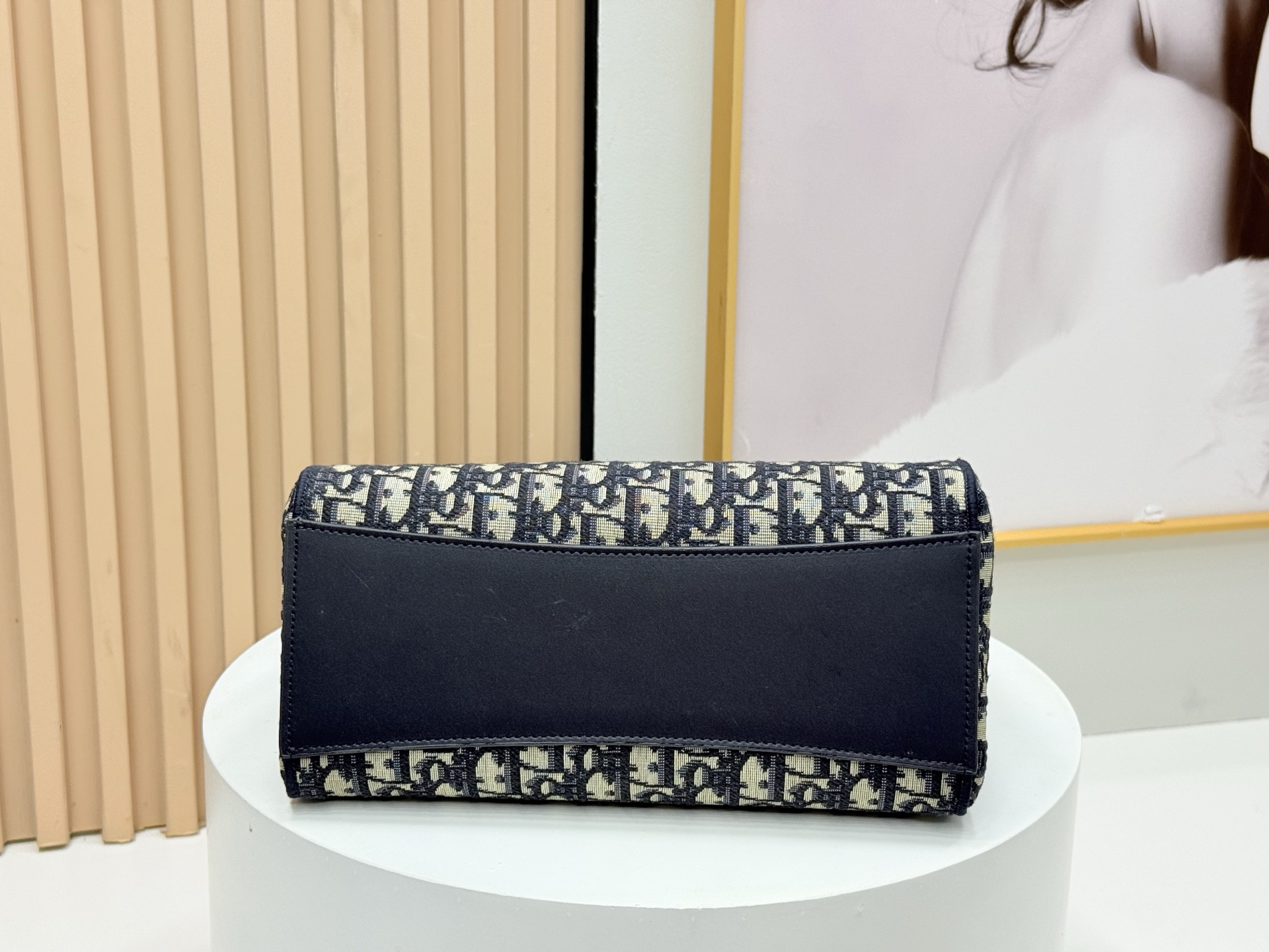 Dior2026春夏新款老花蝴蝶结托特包，经典Oblique帆布+蝴蝶结点缀超优雅少女感，轻便自重，通勤