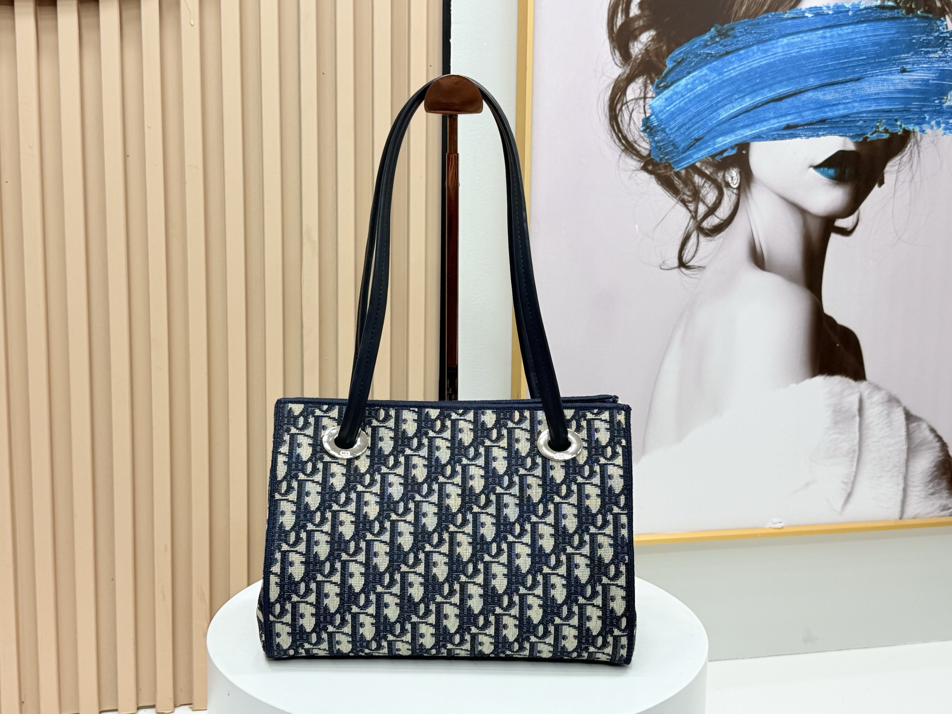 Dior2026春夏新款老花蝴蝶结托特包，经典Oblique帆布+蝴蝶结点缀超优雅少女感，轻便自重，通勤