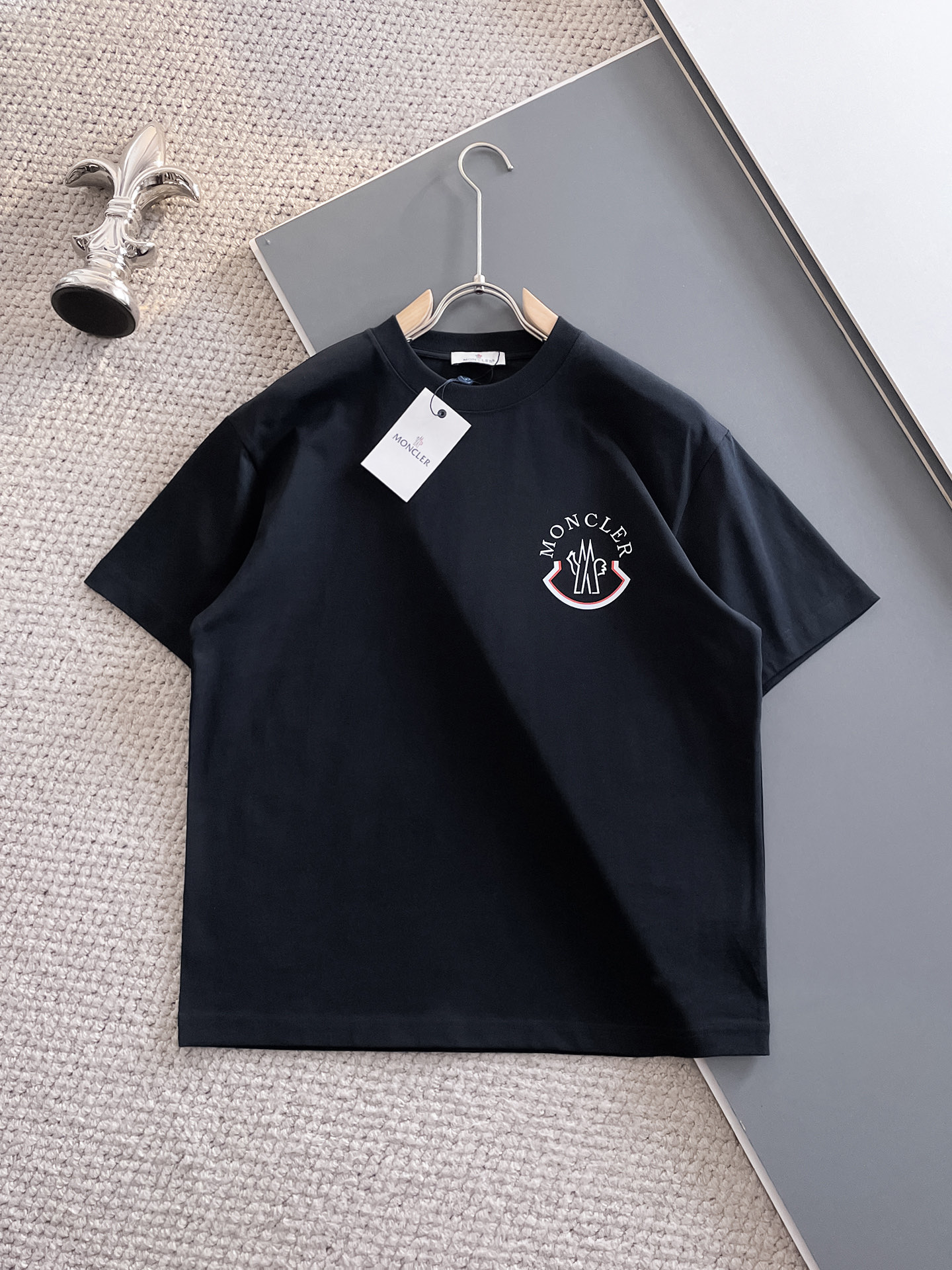 NO:117306,New spring and summer trendy brand short-sleeved model number 9801 S-2XL color black, white, T-shirt, alexander wang19860909春夏新款潮牌短袖 款号9801 码数S-2XL 颜色黑色,白色,,T-shirt,alexander wang,Men's clothing