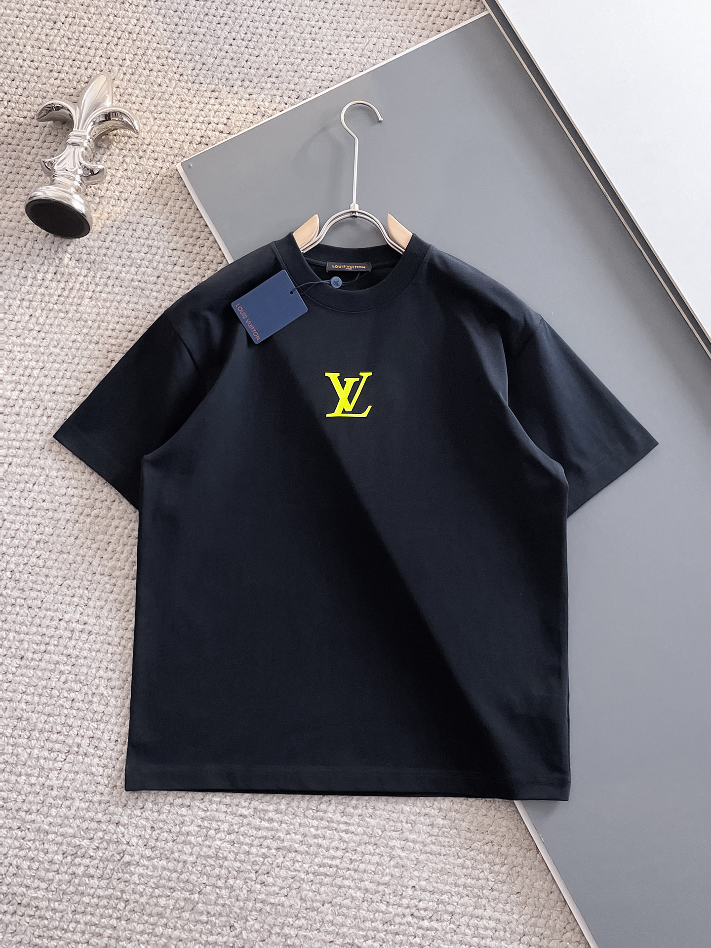 NO:117293,New spring and summer trendy brand short-sleeved model number 9808 S-2XL color black, white, T-shirt, alexander wang19860909春夏新款潮牌短袖 款号9808 码数S-2XL 颜色黑色,白色,,T-shirt,alexander wang,Men's clothing