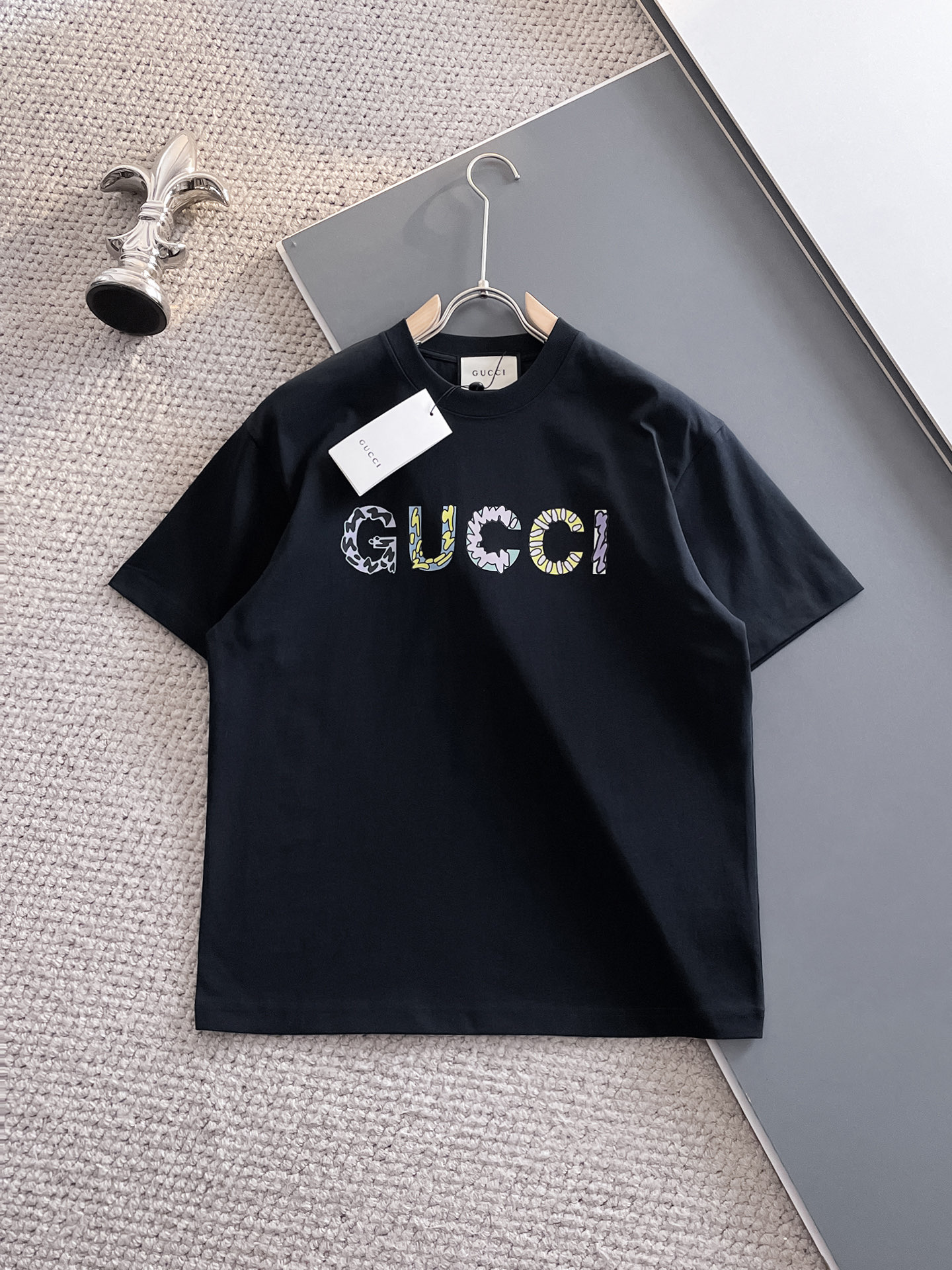 NO:117287,New spring and summer trendy brand short-sleeved model number 9810 S-2XL color black, white, T-shirt, alexander wang19860909春夏新款潮牌短袖 款号9810 码数S-2XL 颜色黑色,白色,,T-shirt,alexander wang,Men's clothing