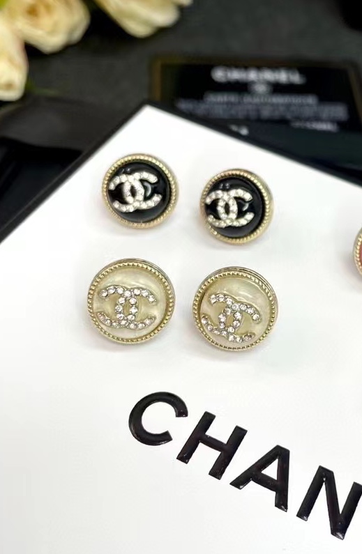 Chanel Chanel 糖果色系列 树脂耳钉