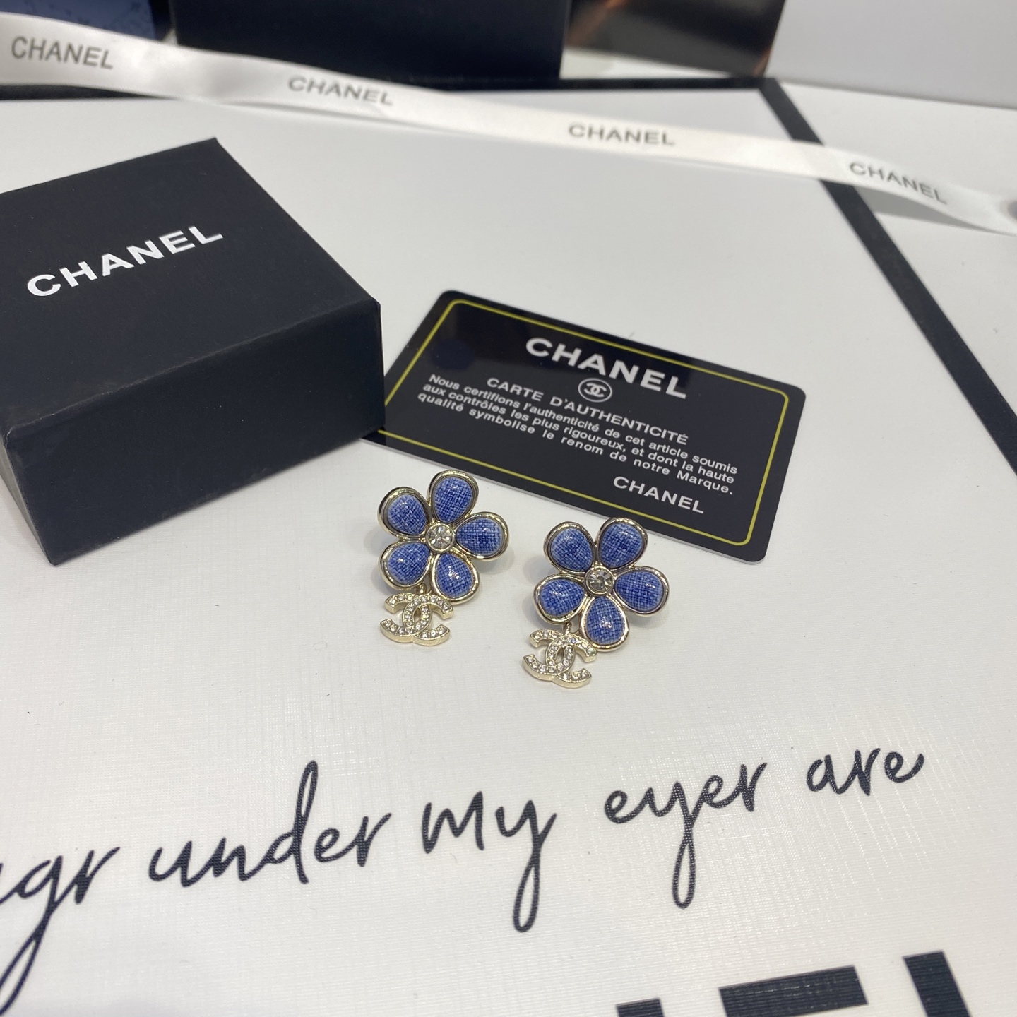 Chanel Chanel 牛仔纹蓝色 花朵 双C 吊坠耳钉