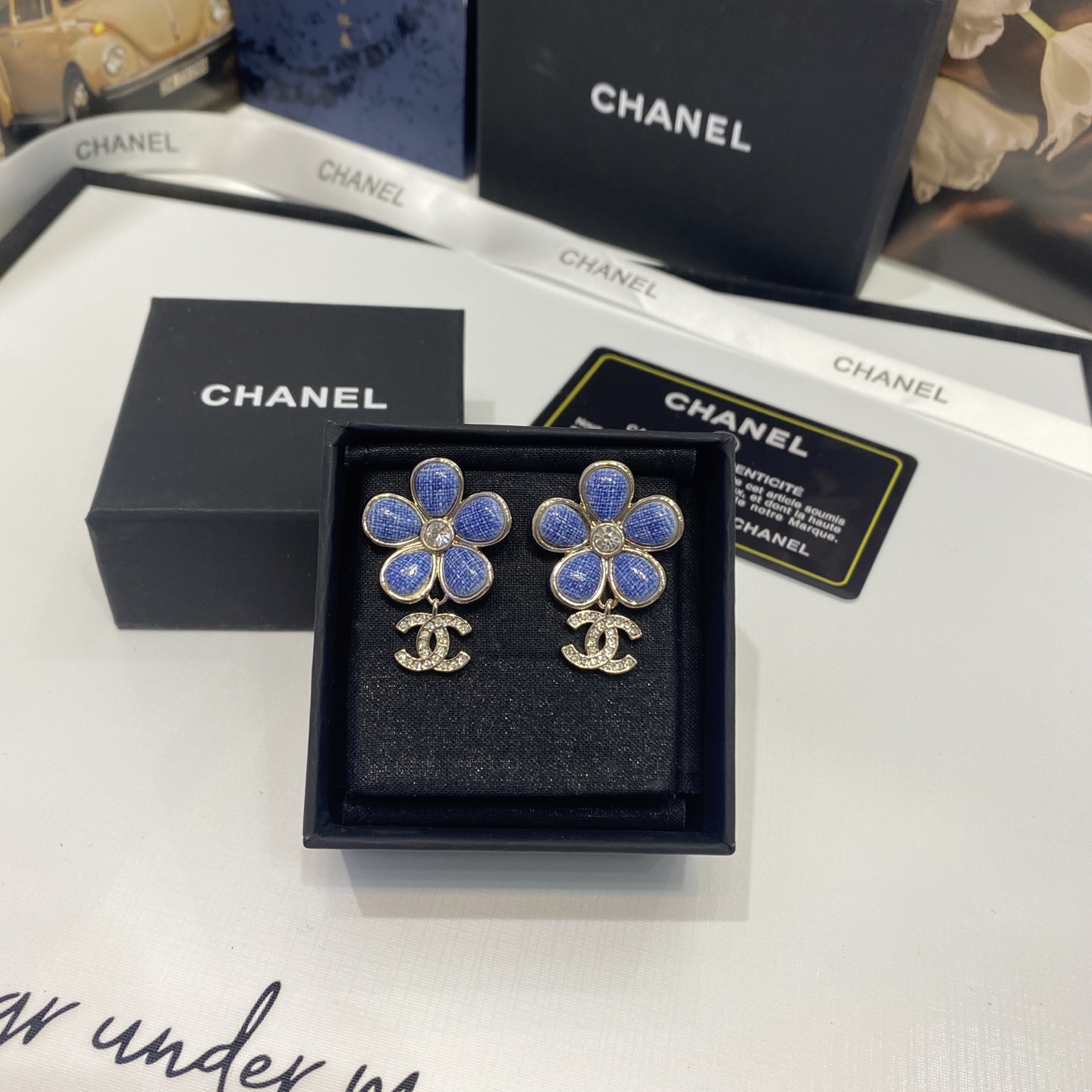 Chanel Chanel 牛仔纹蓝色 花朵 双C 吊坠耳钉