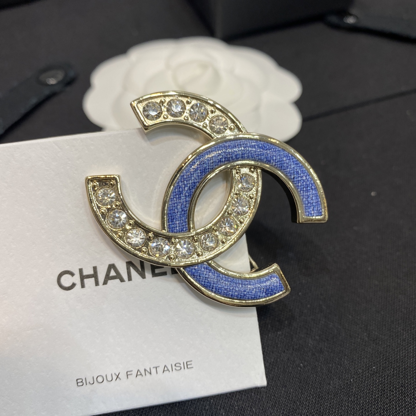 Chanel Chanel 仿牛仔纹半钻 牛仔蓝胸针