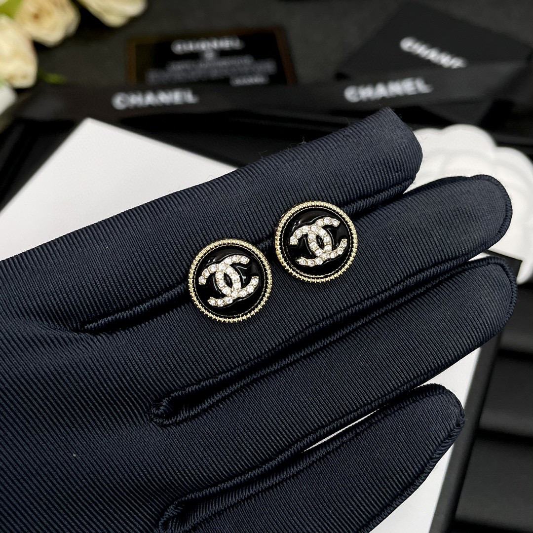 Chanel Chanel 糖果色系列 树脂耳钉