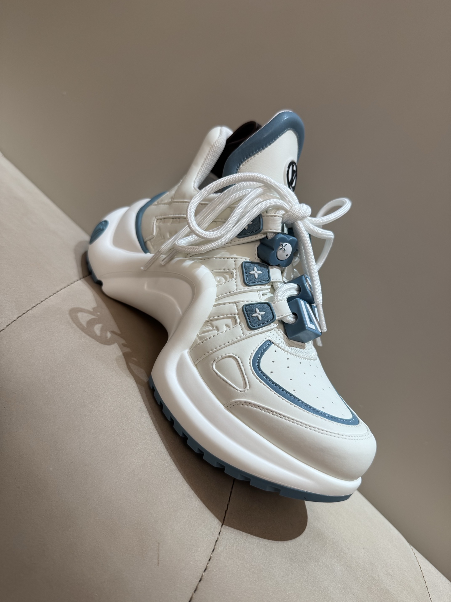 圣罗兰 Saint Laurent 高定典藏名品高定成衣时装外套连衣裙衬衫T恤 #A40E3BBA 9