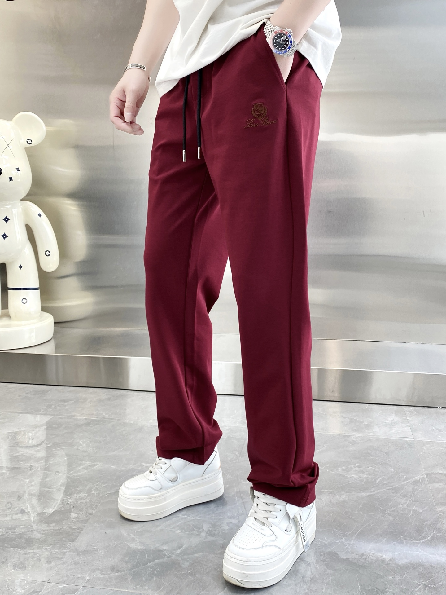 NO:121482,LP 2025 spring and summer models are available in new color black. Red coffee code number M-4xl, loro piano, alexander wang19860909LP 2025春夏款上新 颜色黑. 红 咖 码数M-4xl,,loro piana,alexander wang,Men's clothing