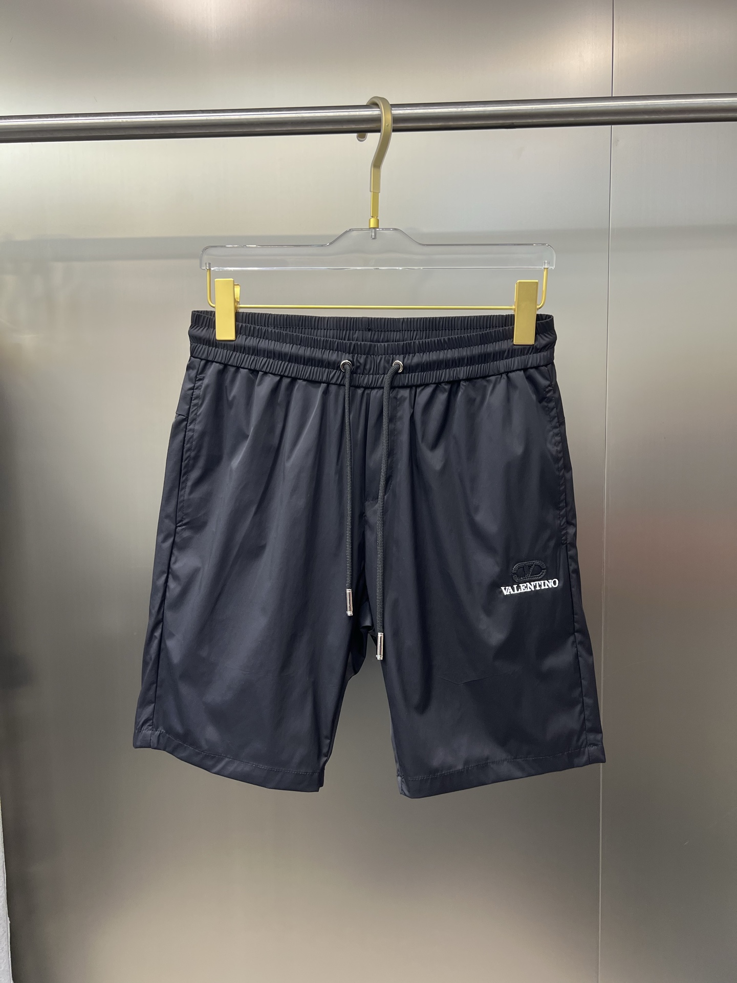 NO:136819,Valentino New quick-dry shorts Size M-4XL, valentino, shorts, alexander wang19860909华伦天奴 新款速干短裤 码数M-4XL,,valentino,shorts,alexander wang,Men's clothing